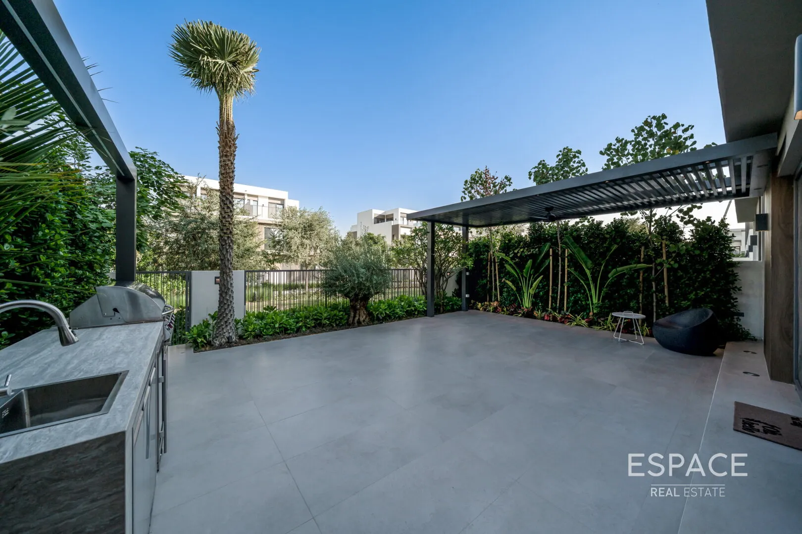 single static gallery