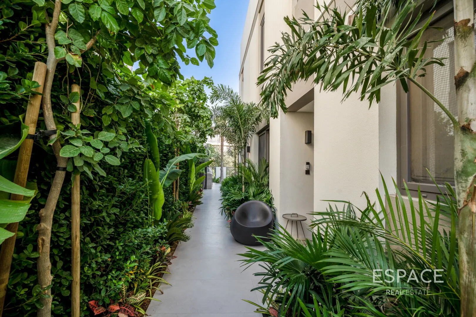 single static gallery