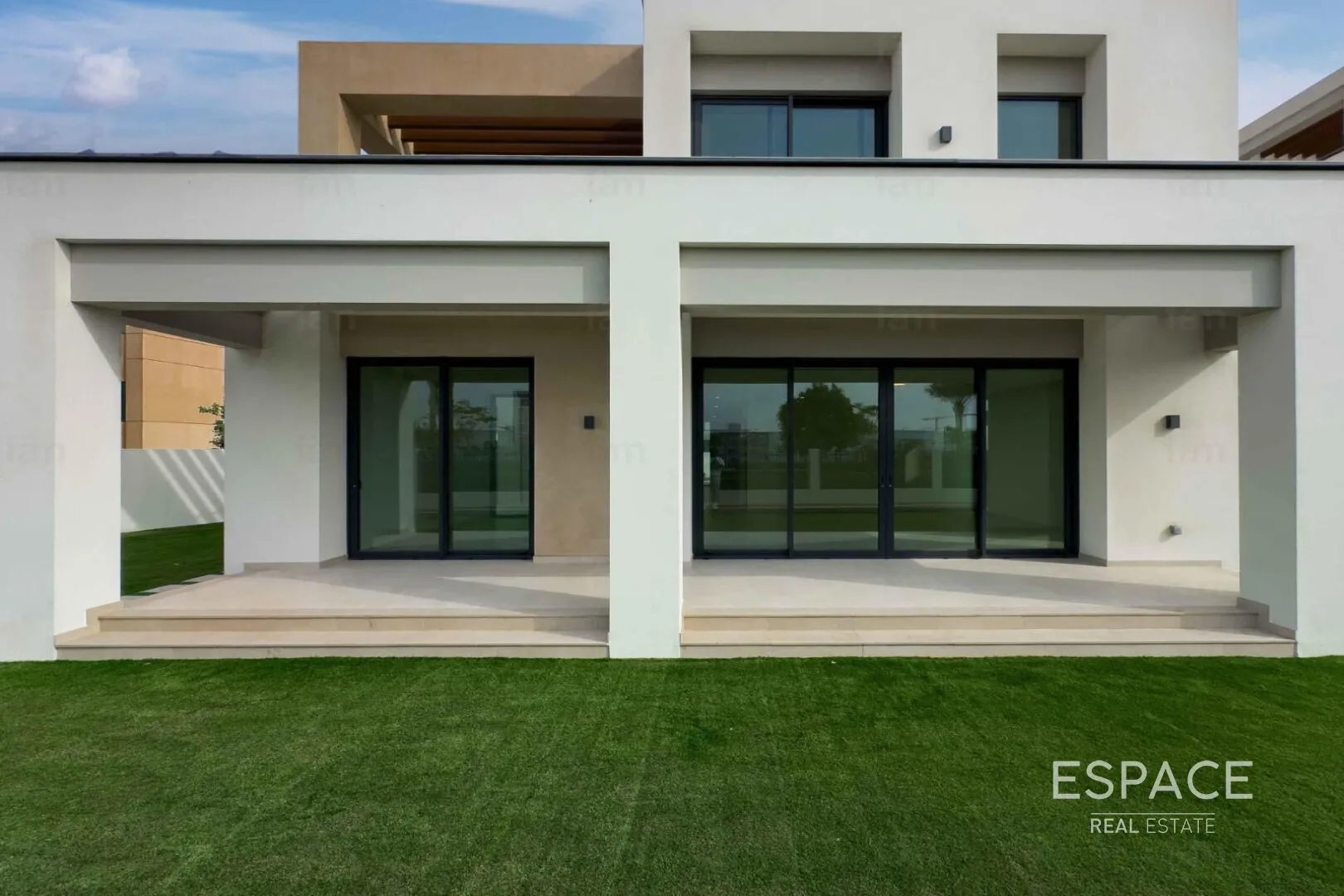 single static gallery