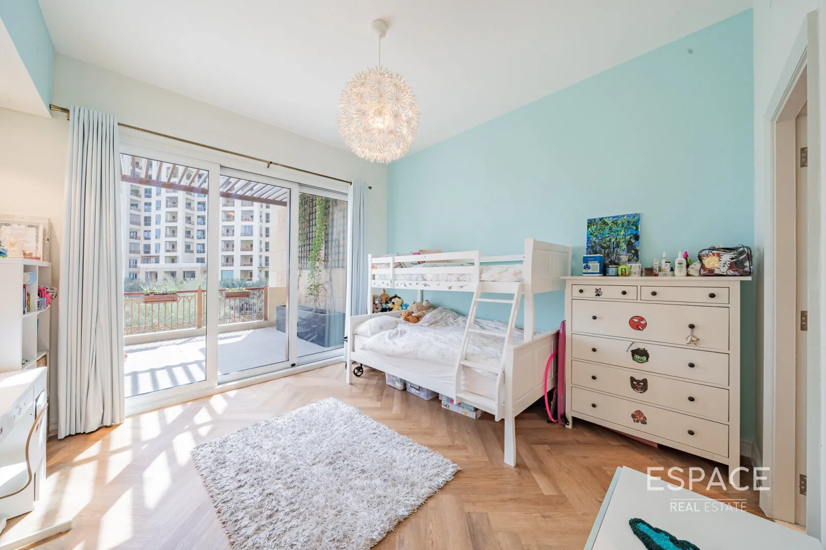 PropertiesGalleryCamera