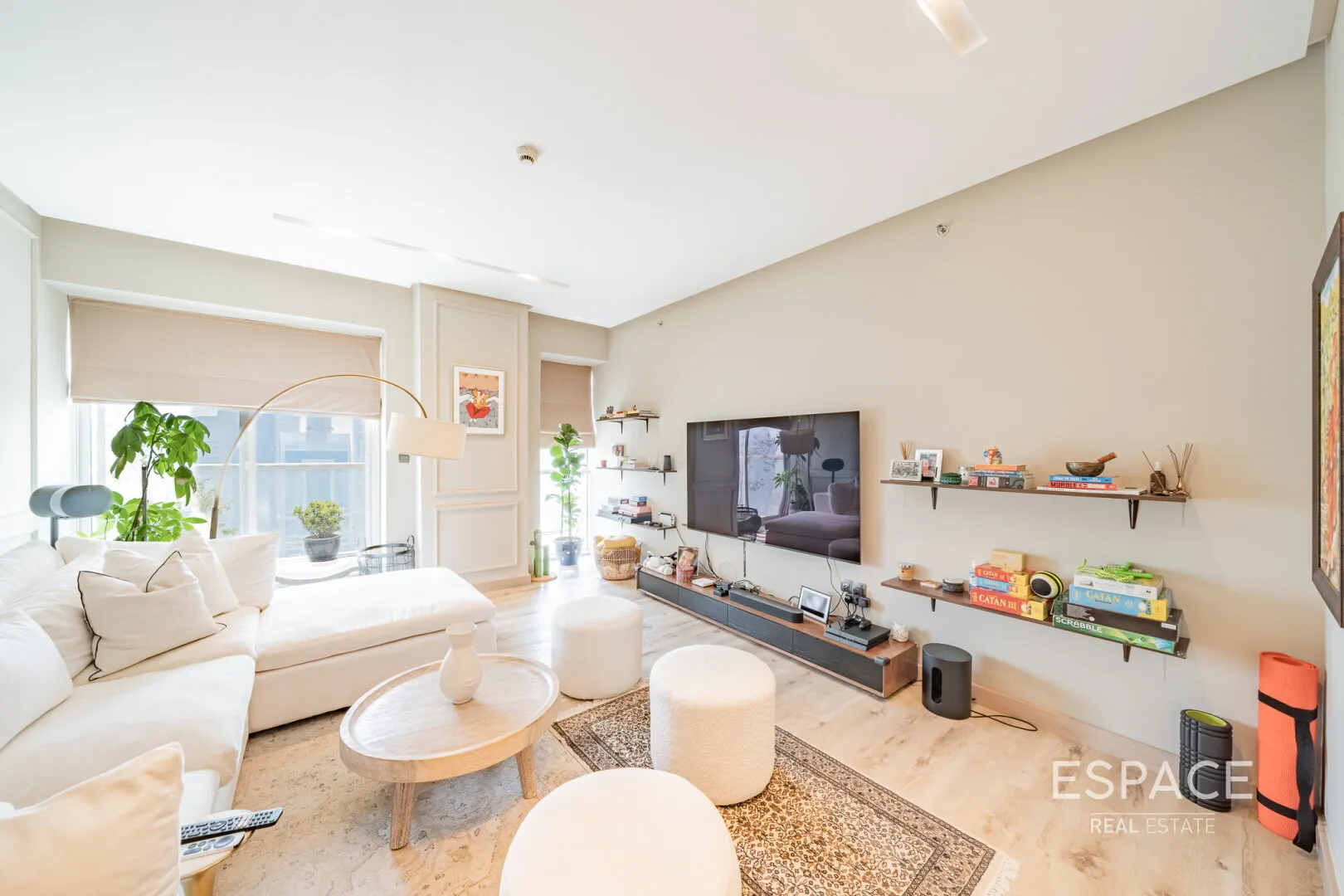 PropertiesGalleryCamera