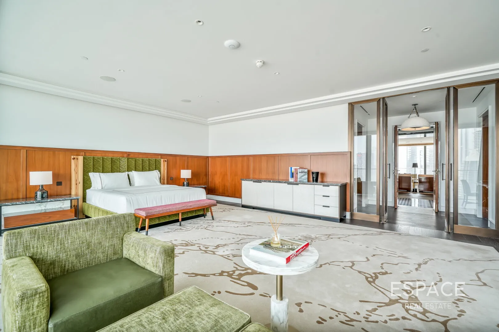 PropertiesGalleryCamera
