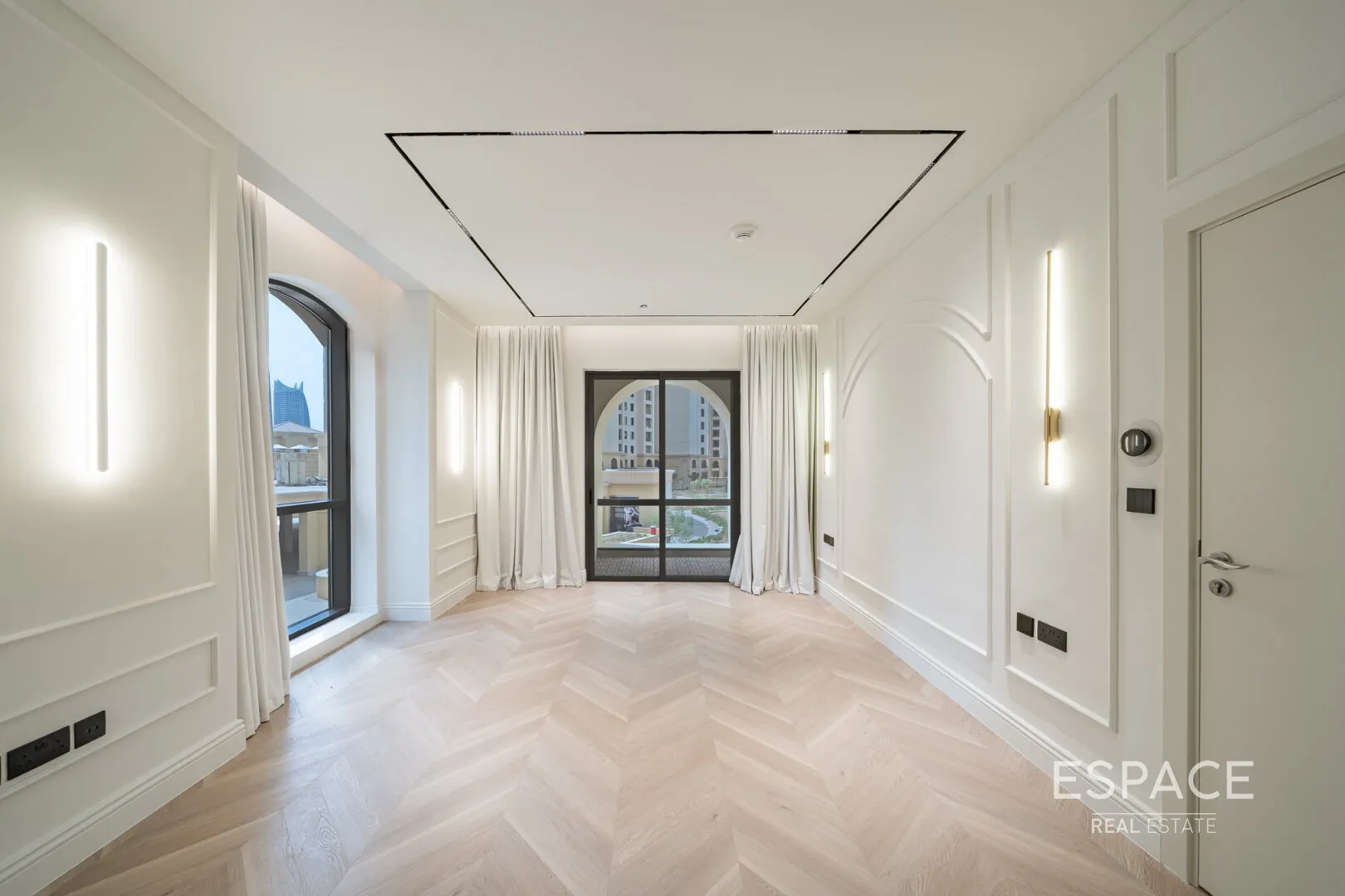 PropertiesGalleryCamera