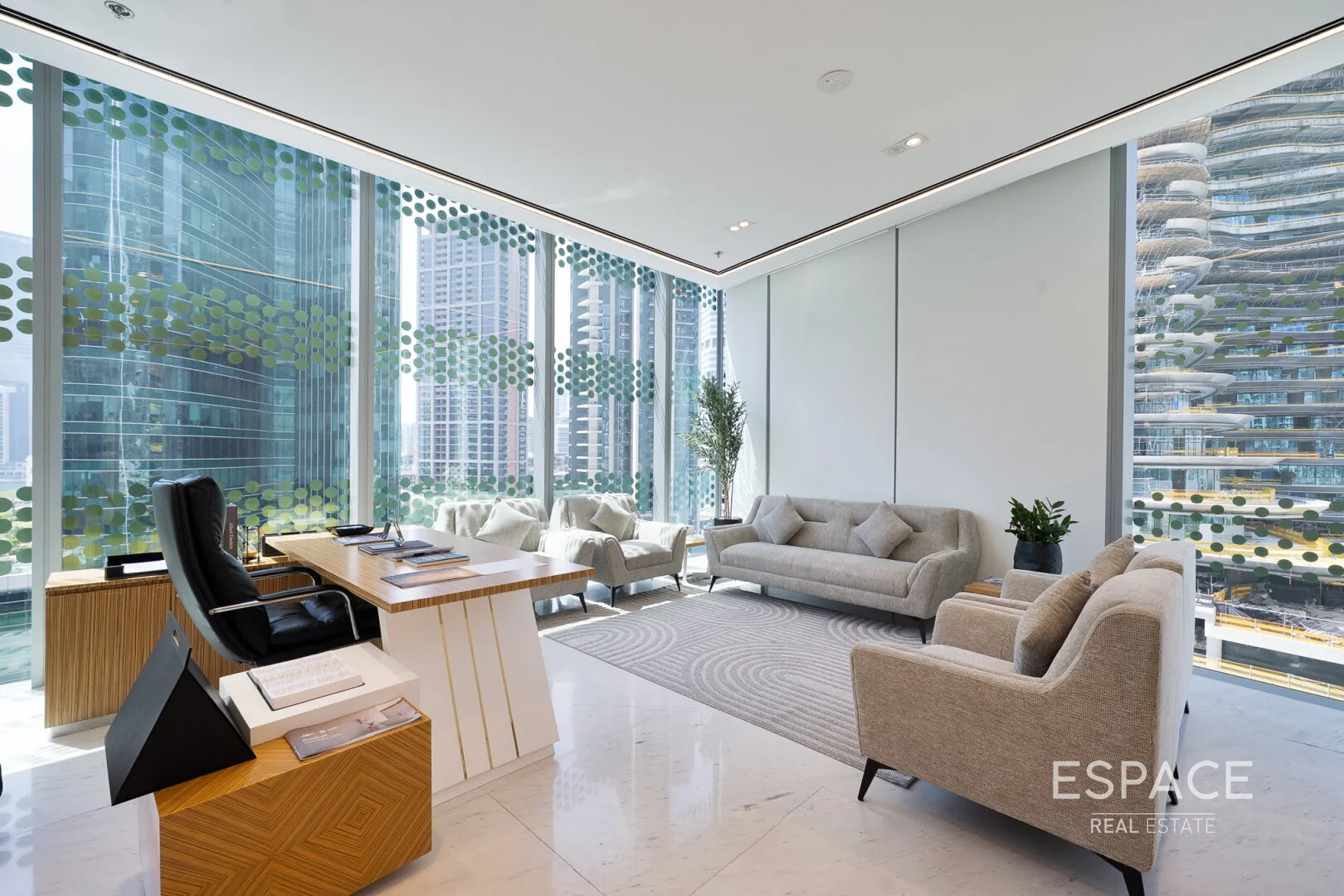 single static gallery