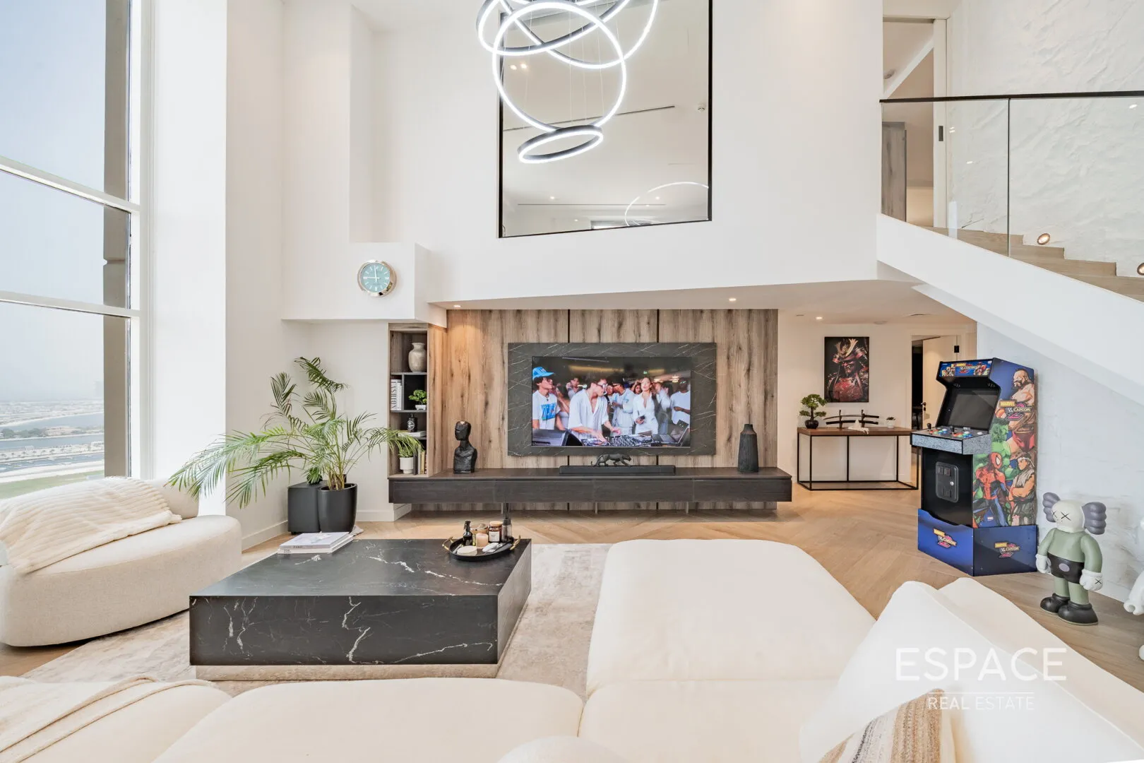 PropertiesGalleryCamera