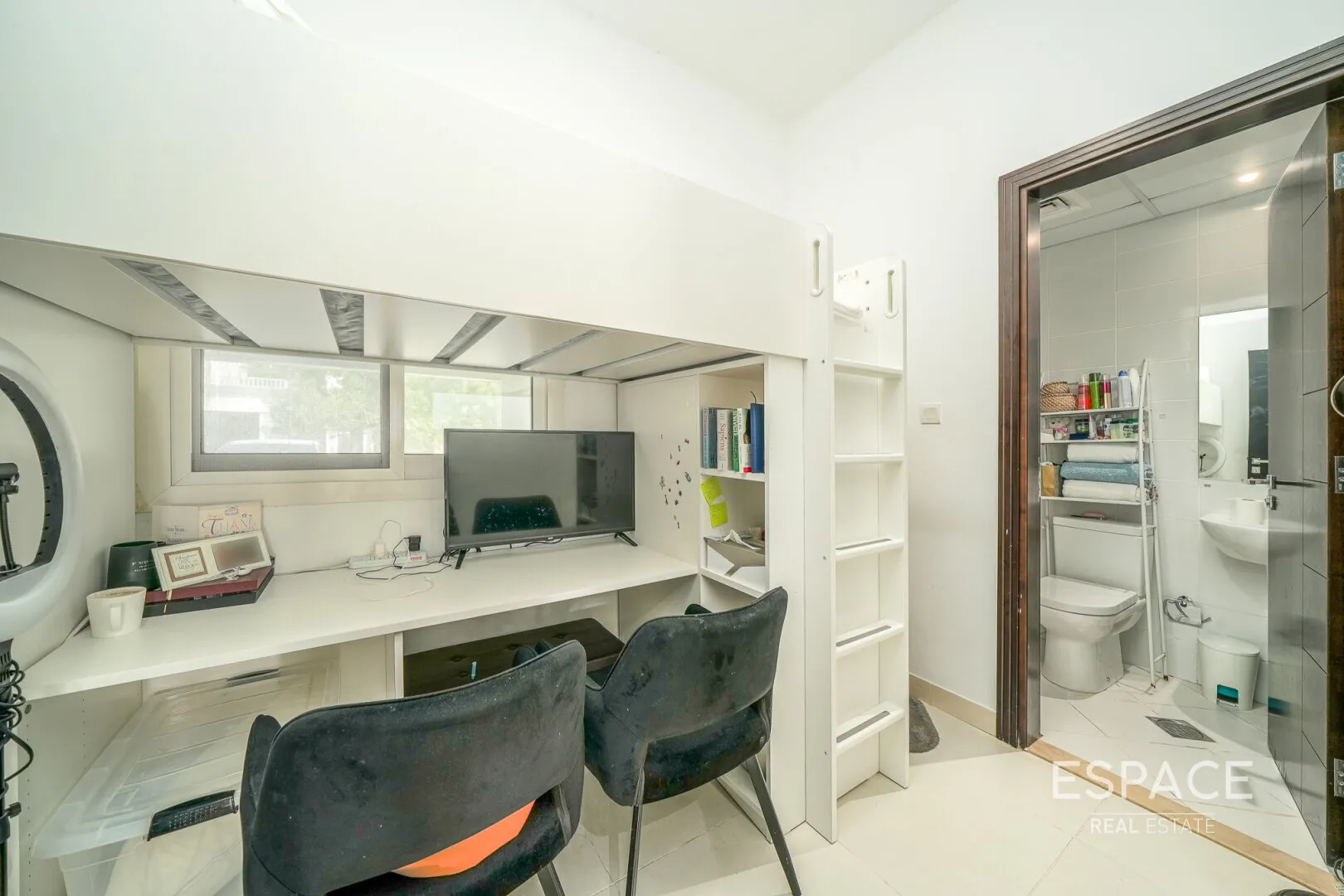 PropertiesGalleryCamera