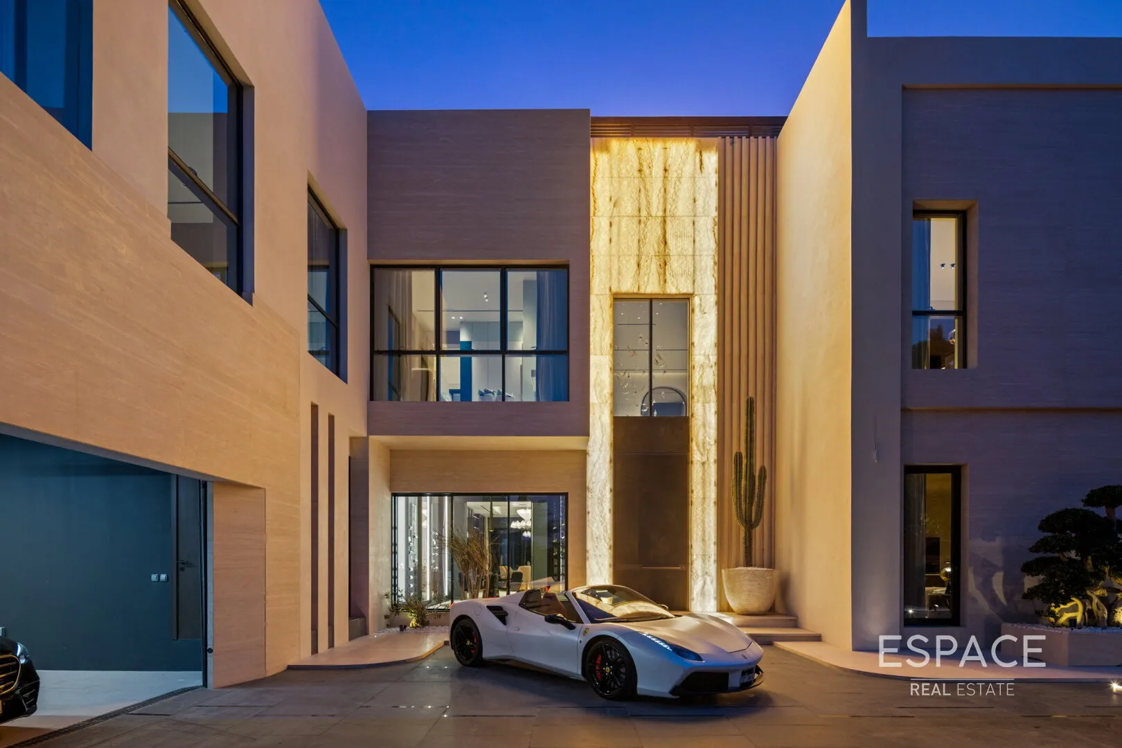 PropertiesGalleryCamera