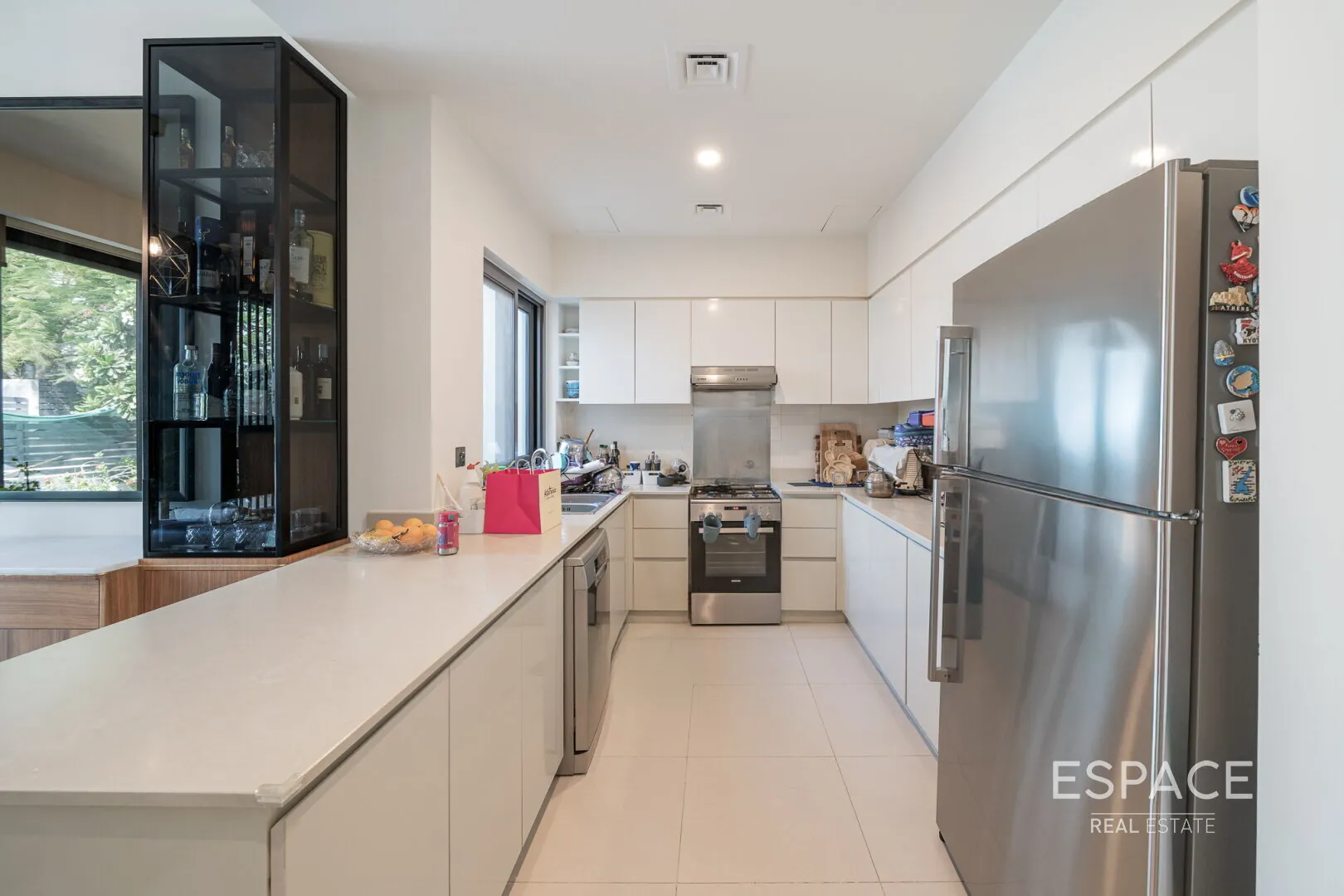 single static gallery