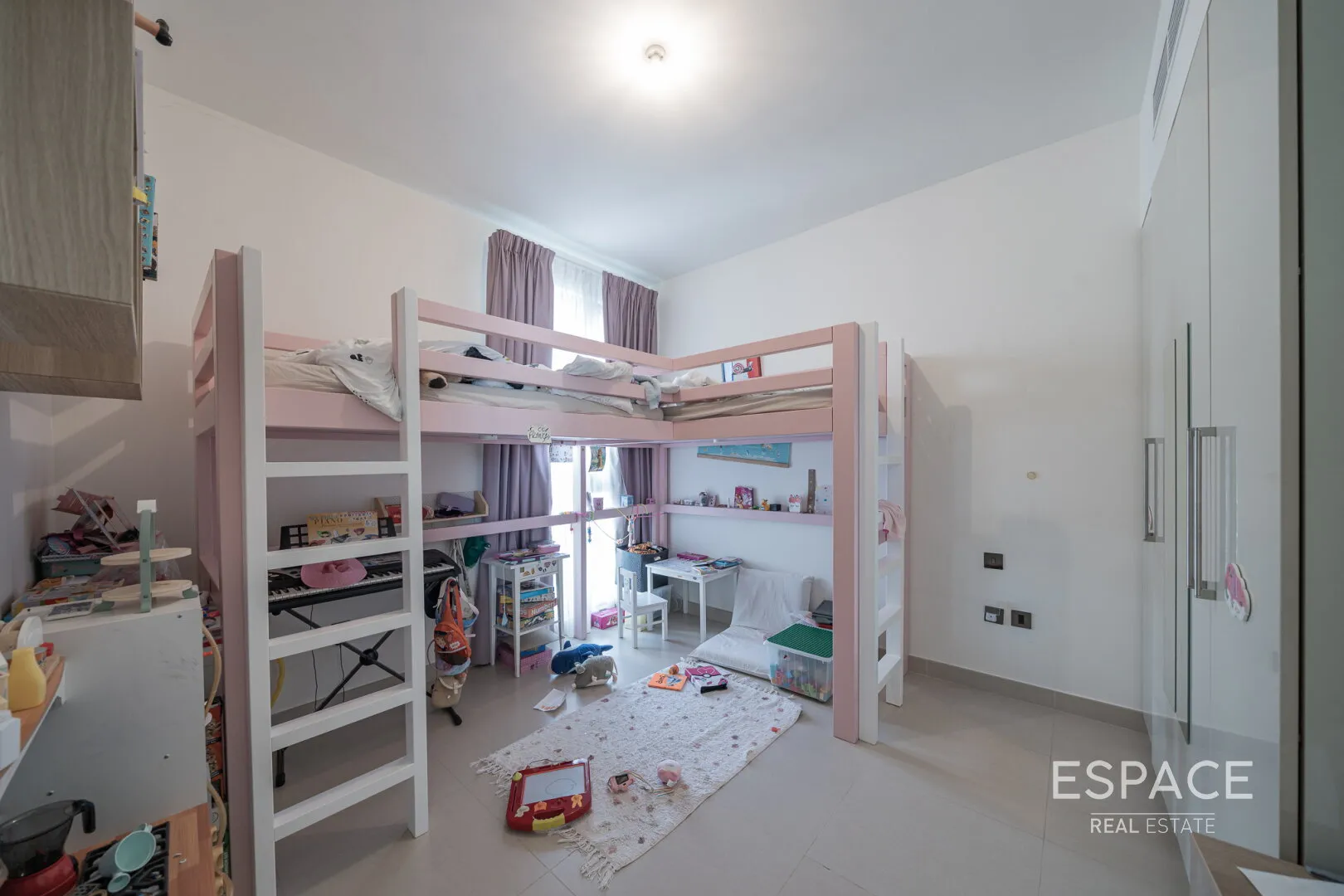 PropertiesGalleryCamera