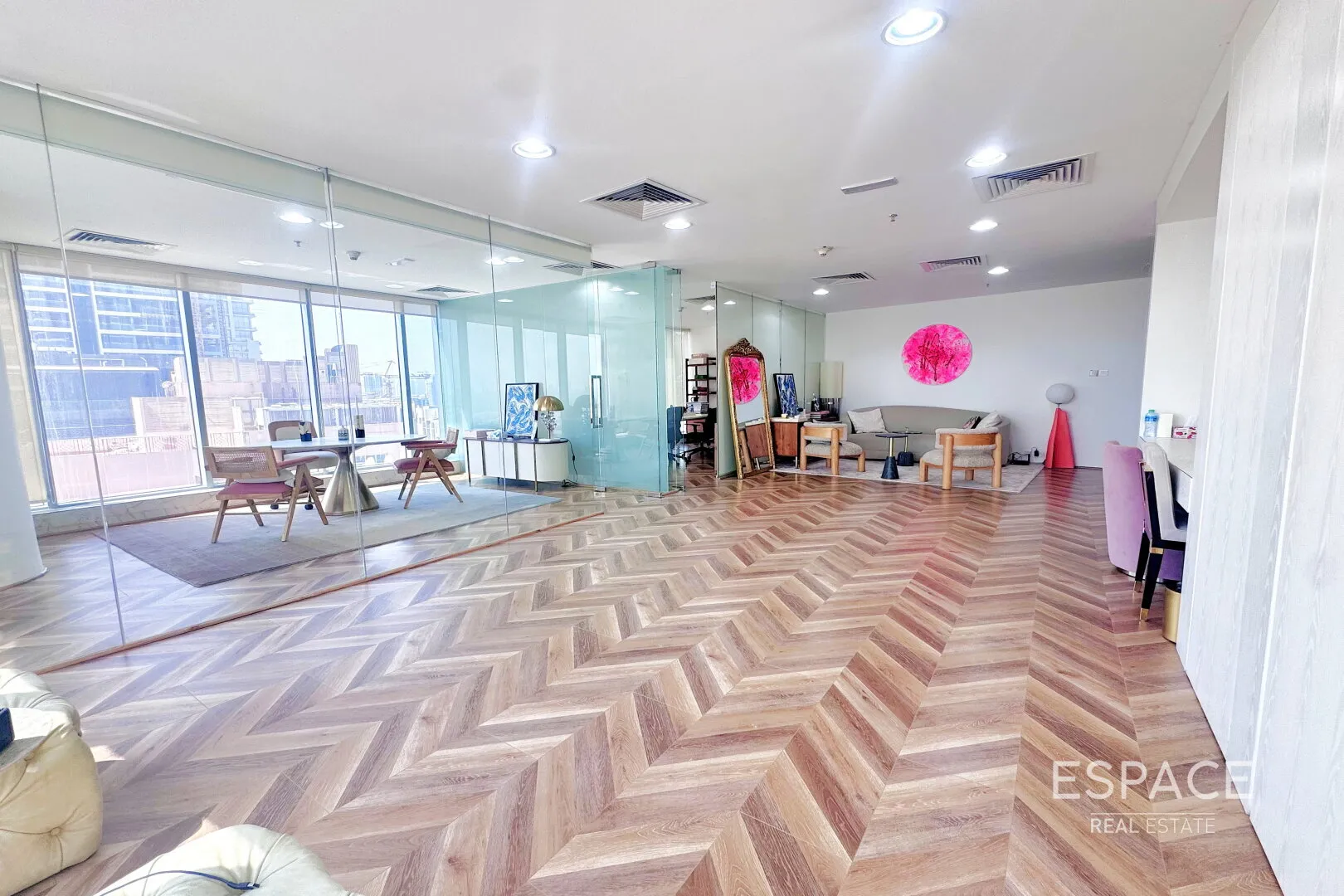 PropertiesGalleryCamera