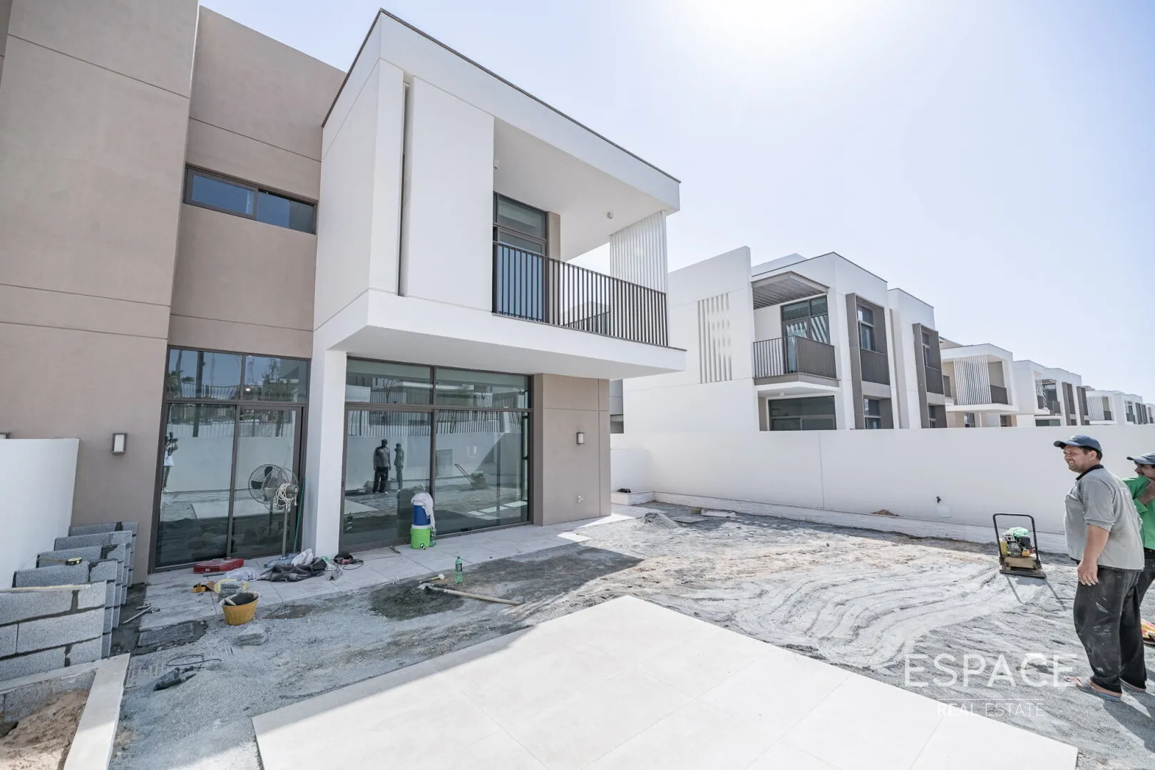PropertiesGalleryCamera