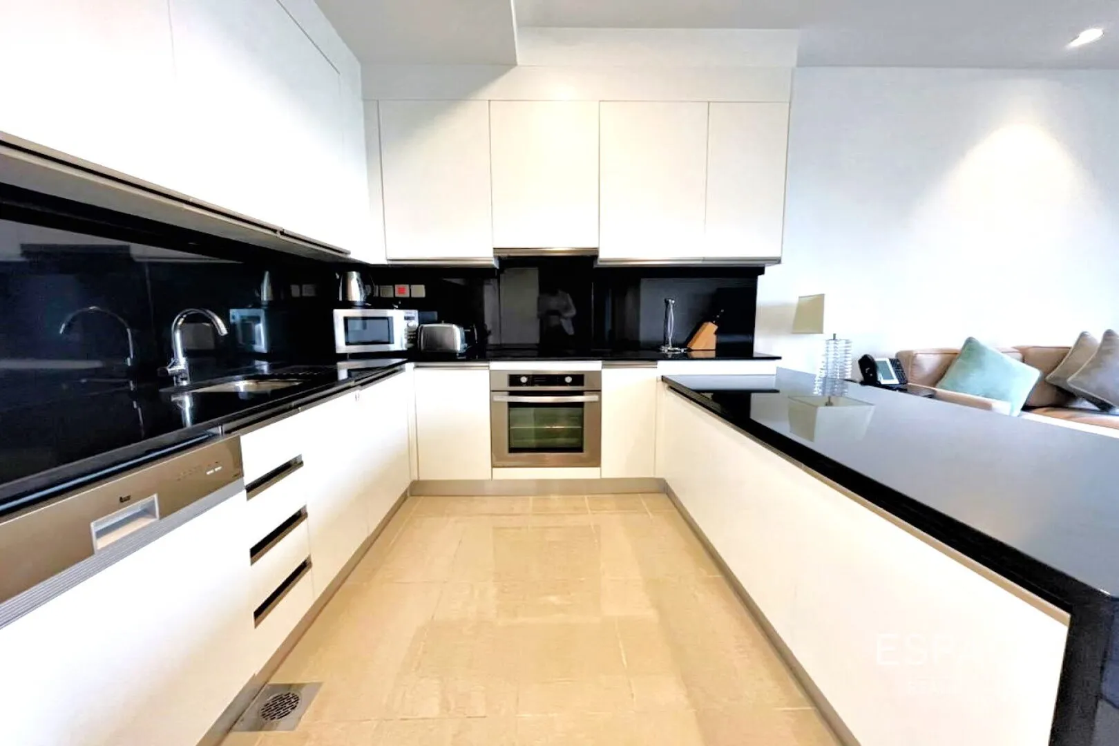 PropertiesGalleryCamera