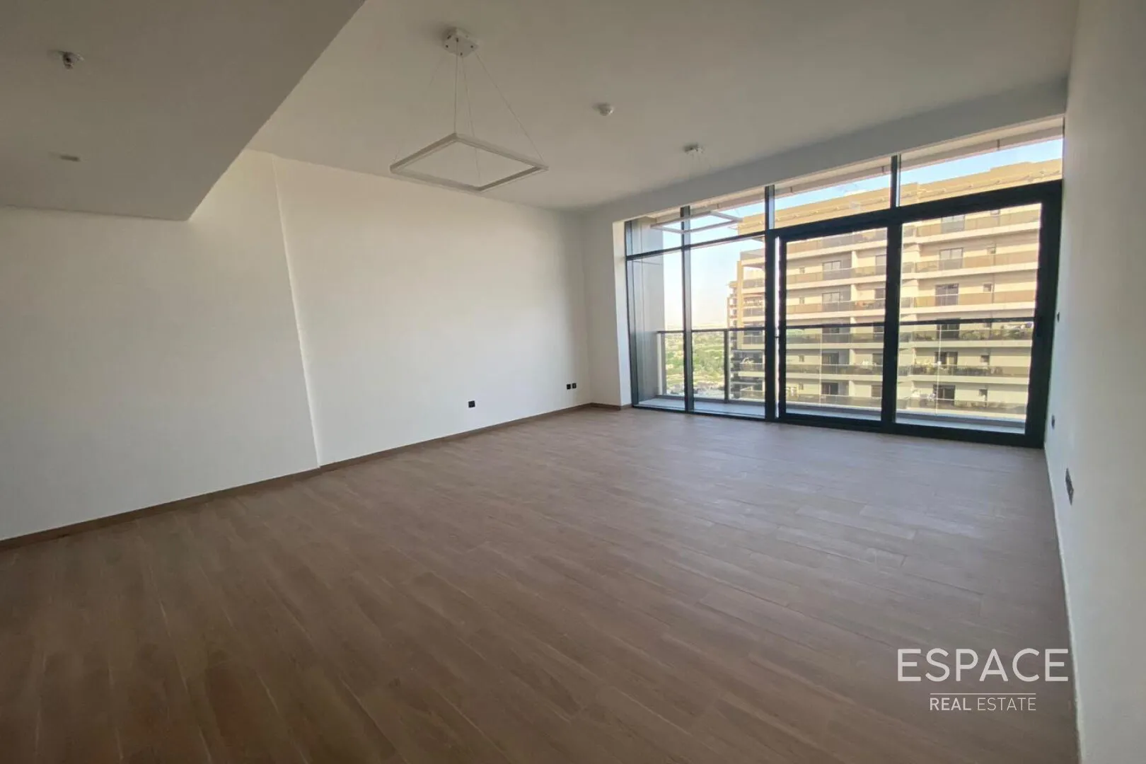 single static gallery