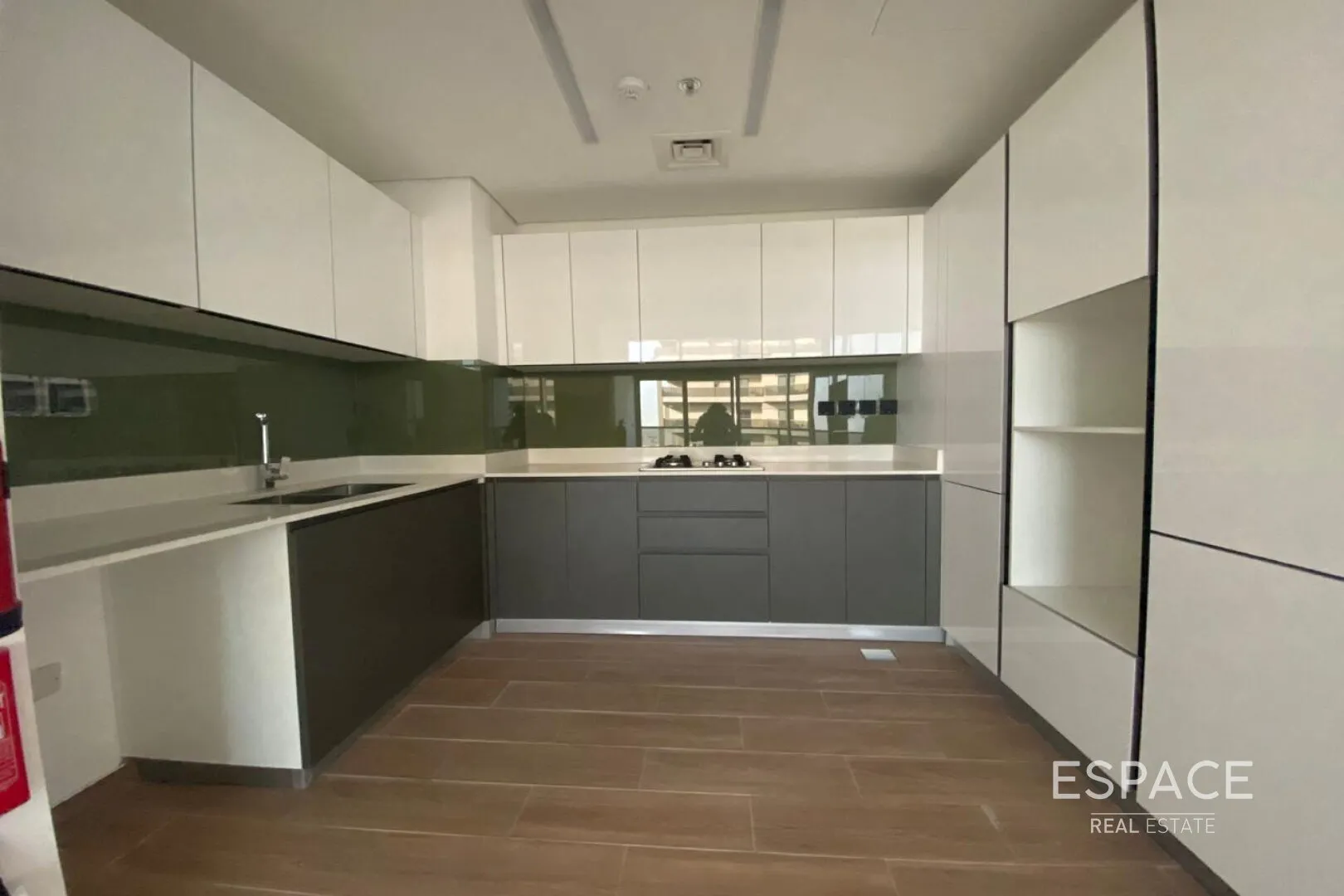 single static gallery