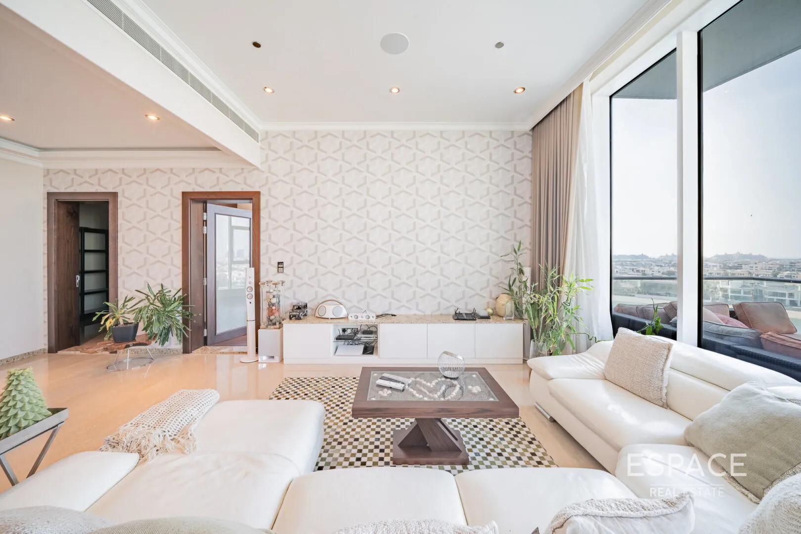 single static gallery