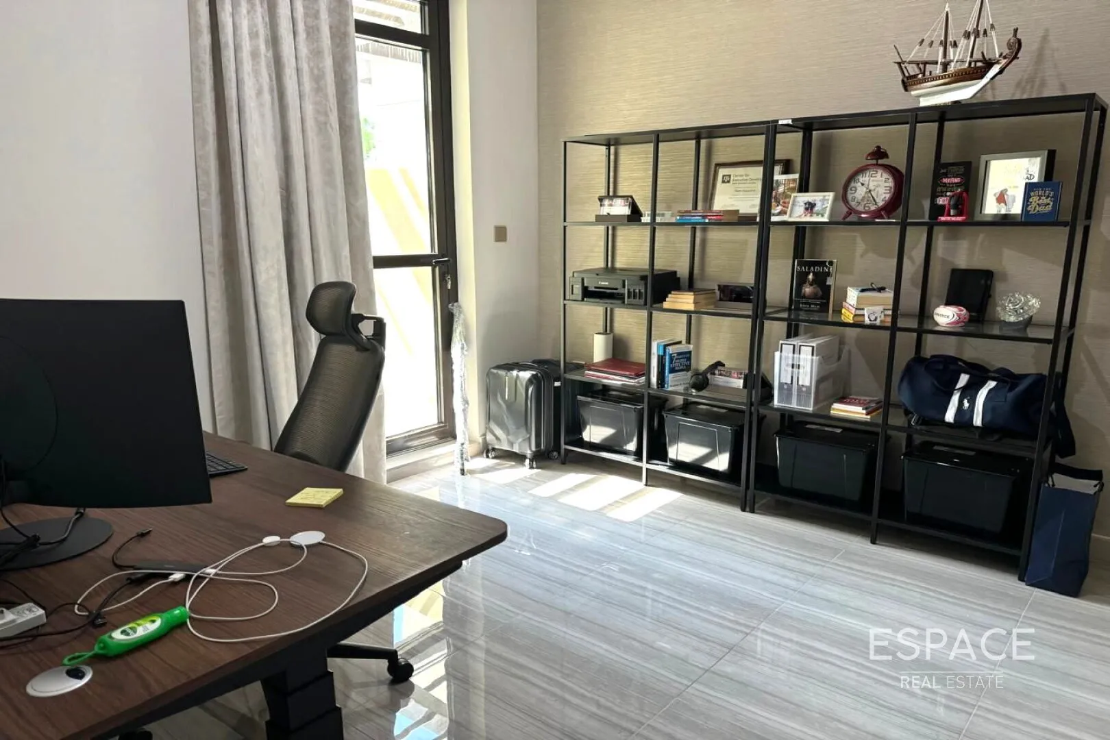 single static gallery