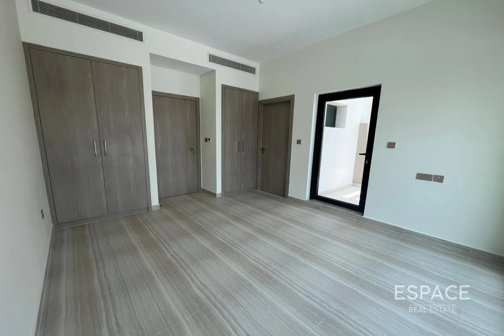 single static gallery