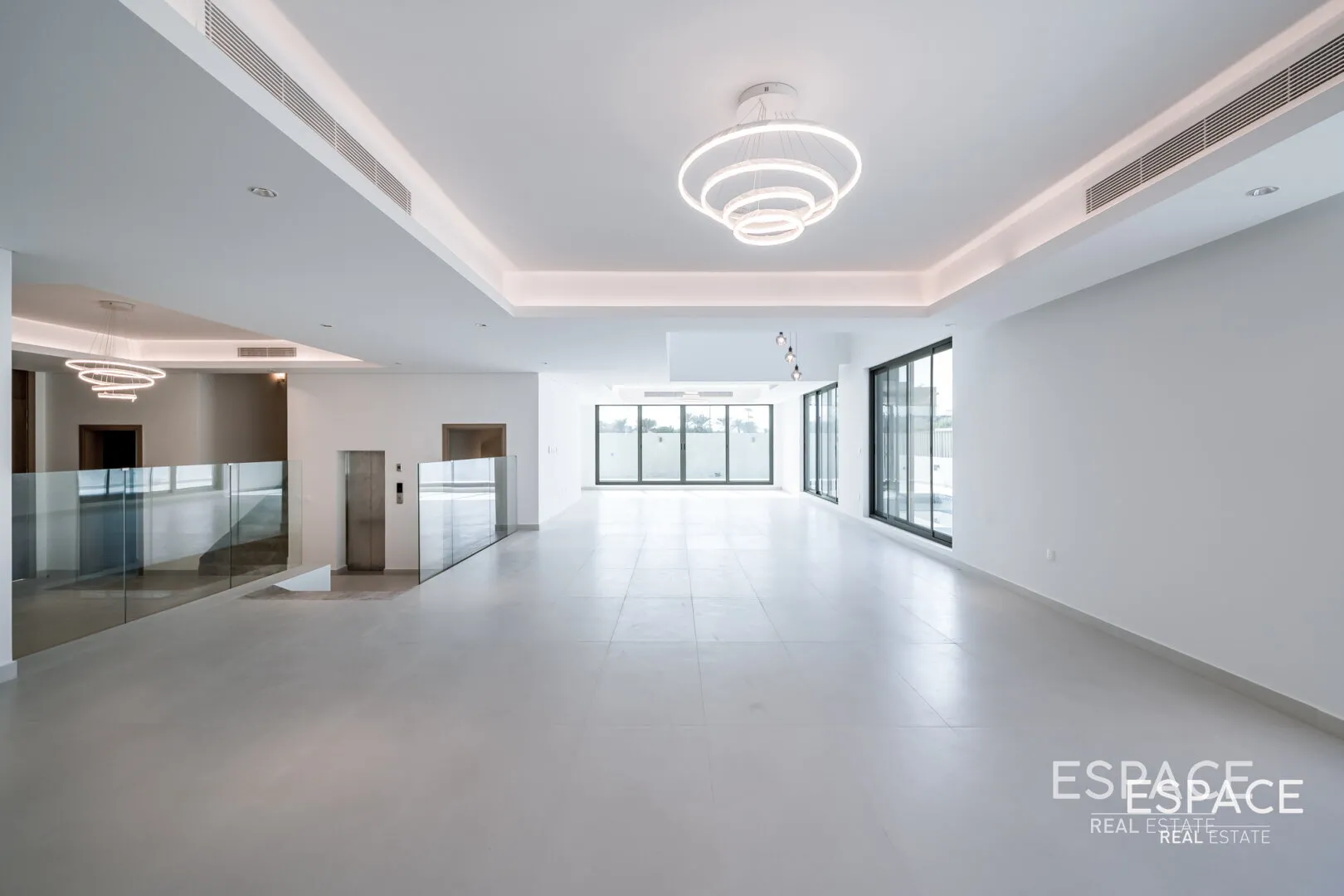 single static gallery