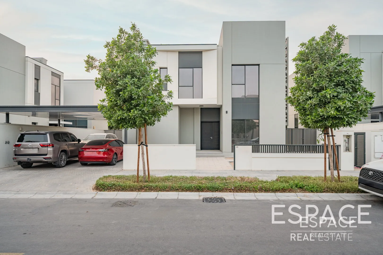 PropertiesGalleryCamera