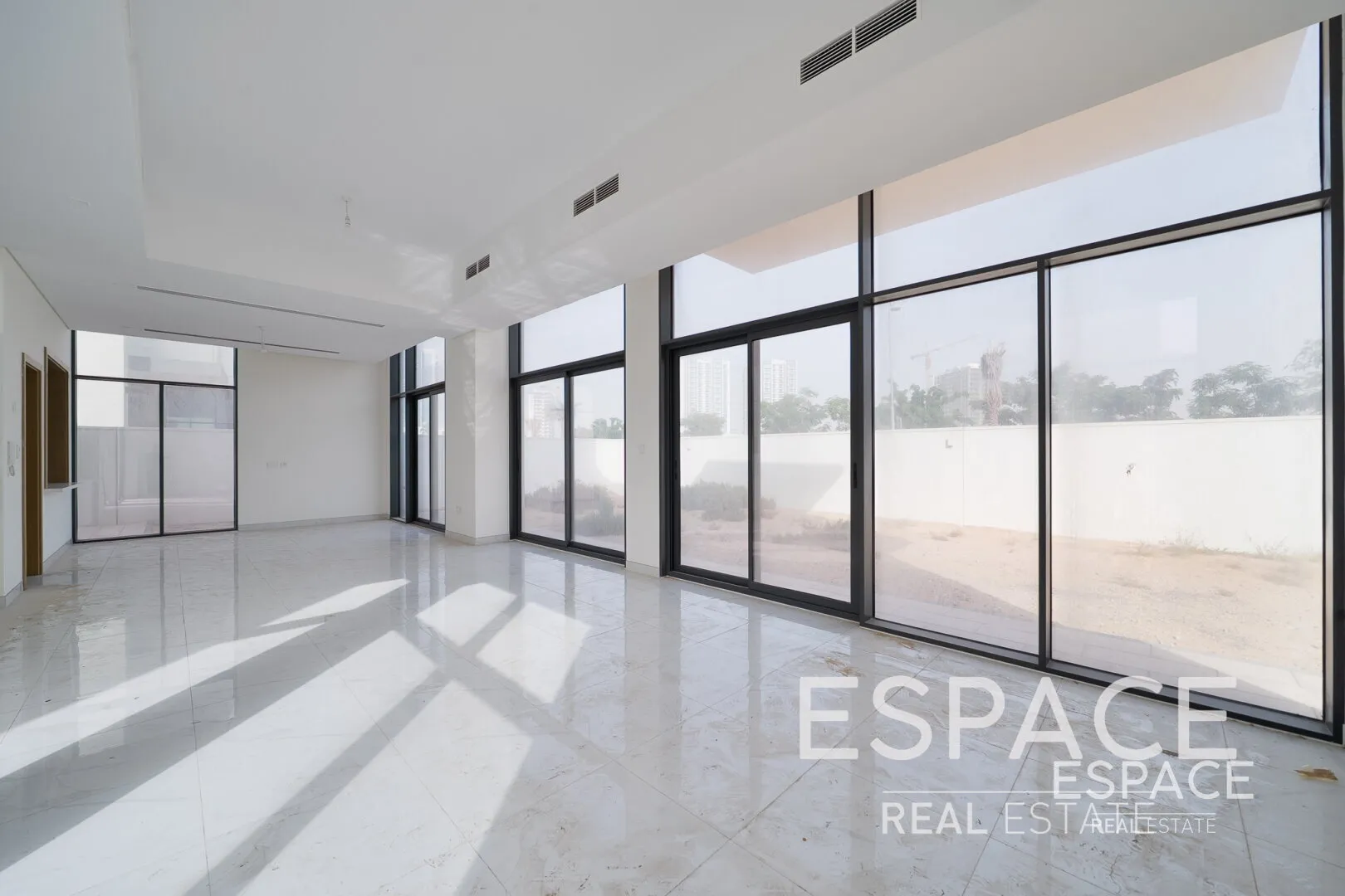 single static gallery