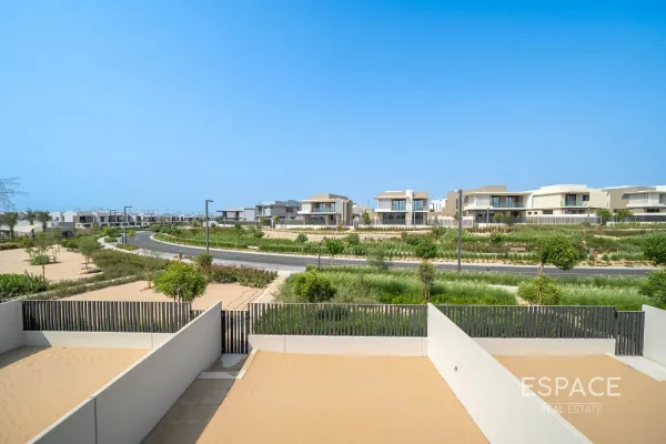 Jebel Ali Village Villas, Jebel Ali, Dubai - Espace
