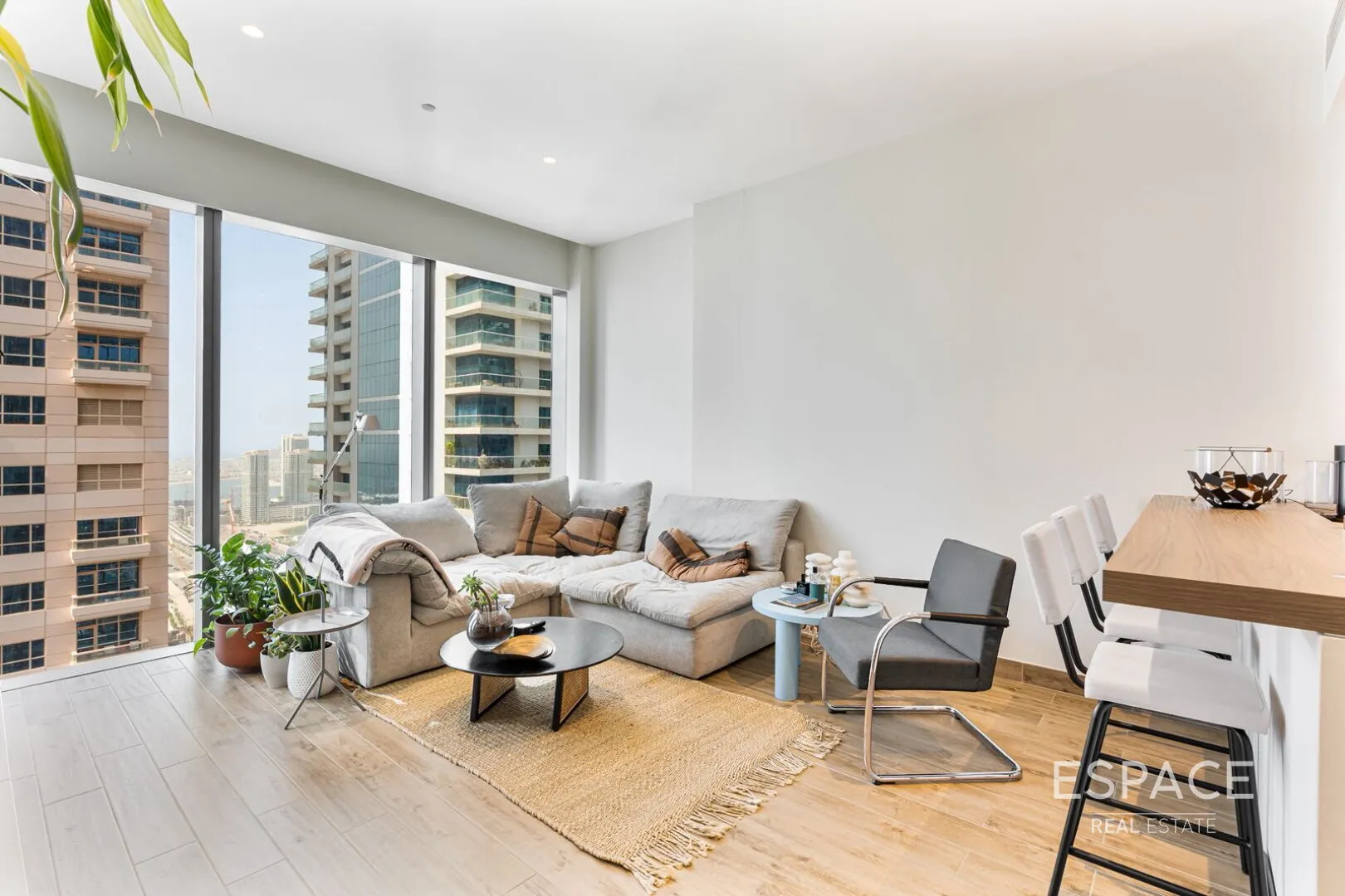 single static gallery