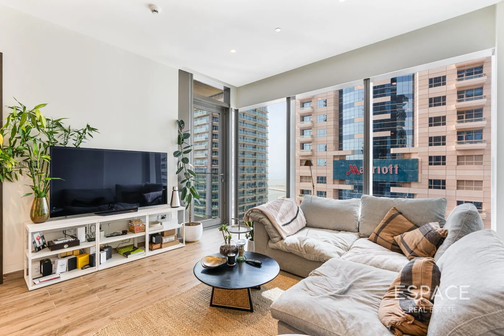 single static gallery