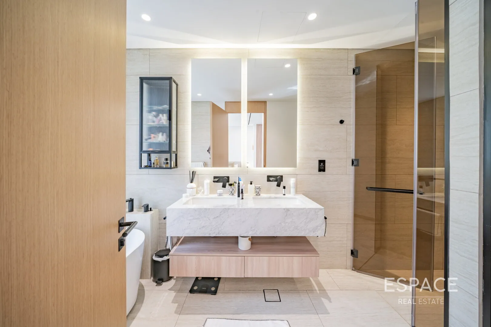 PropertiesGalleryCamera