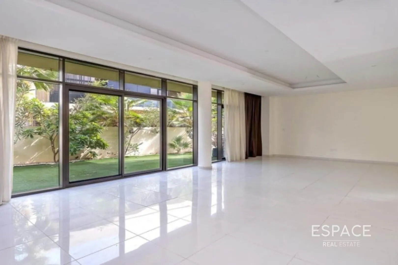 single static gallery