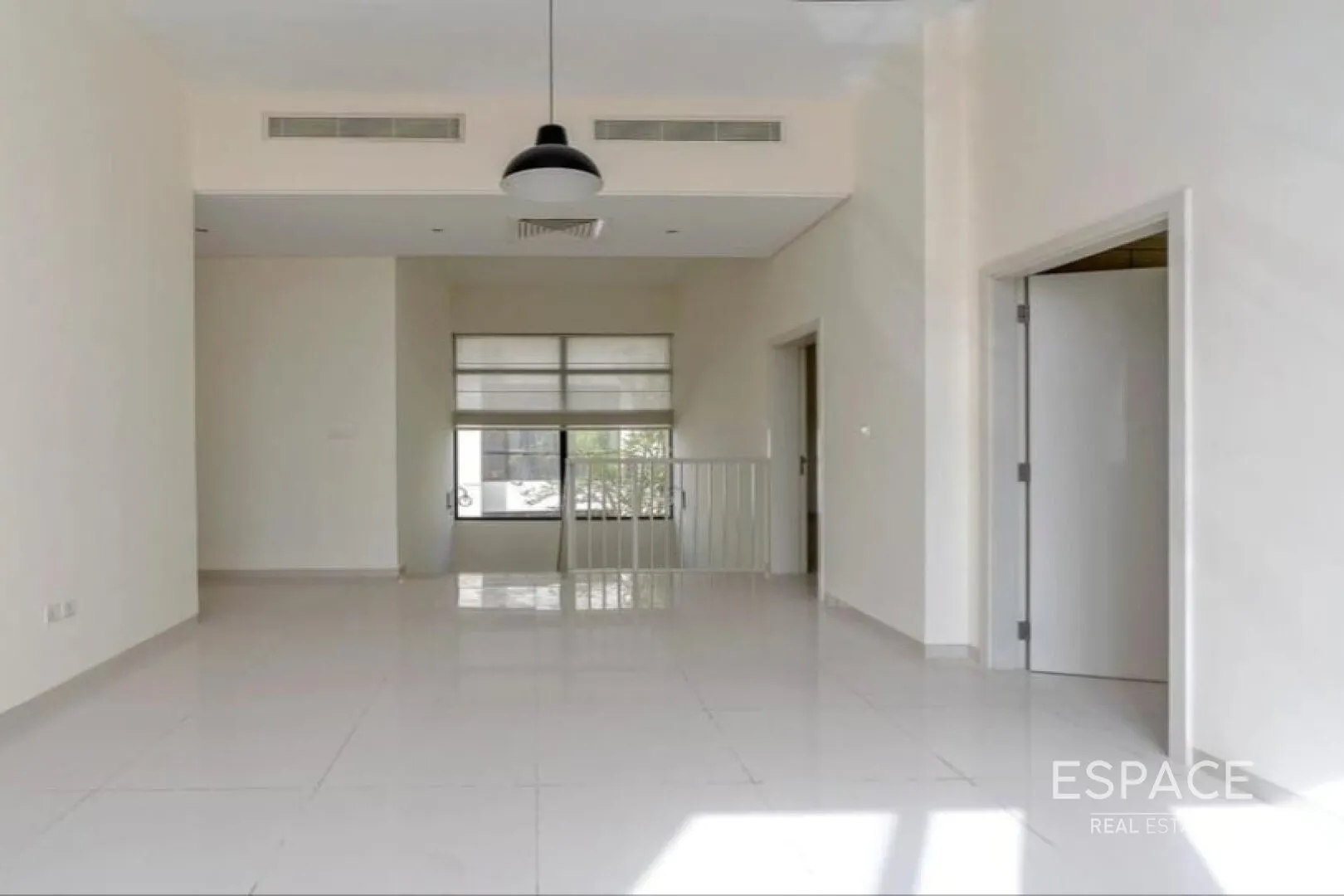 single static gallery