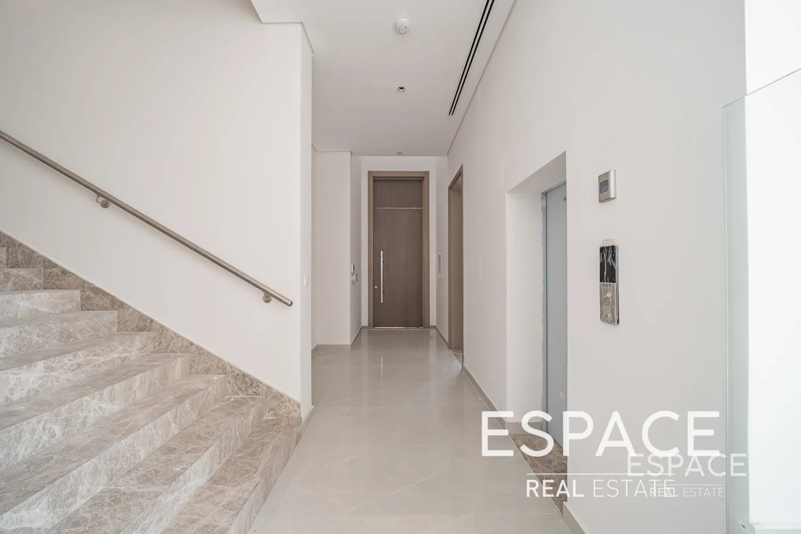 single static gallery