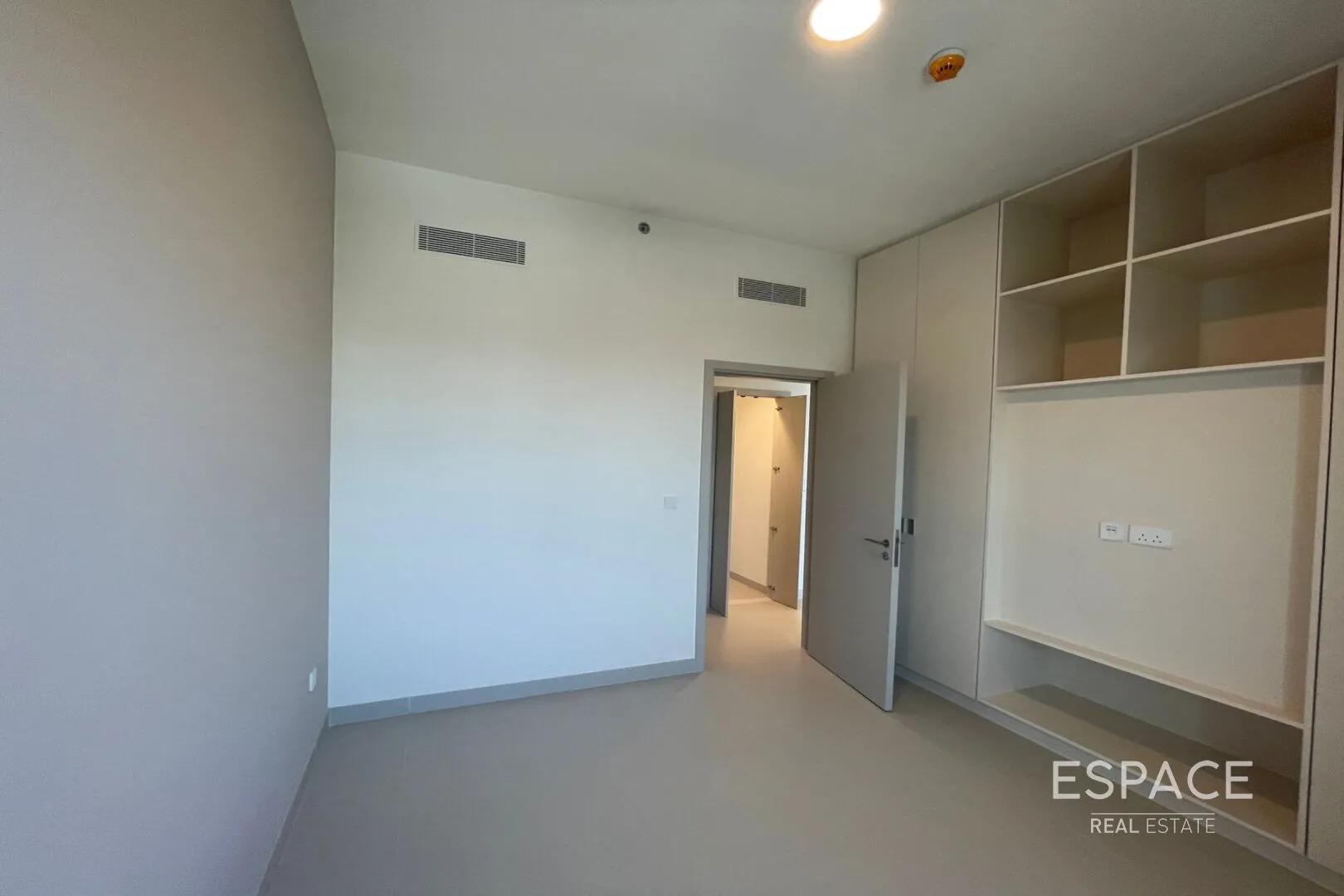 single static gallery