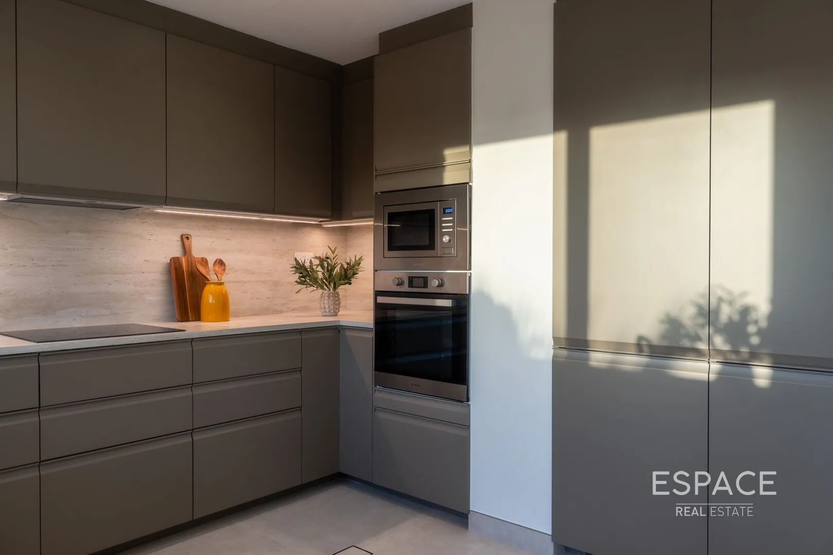 single static gallery