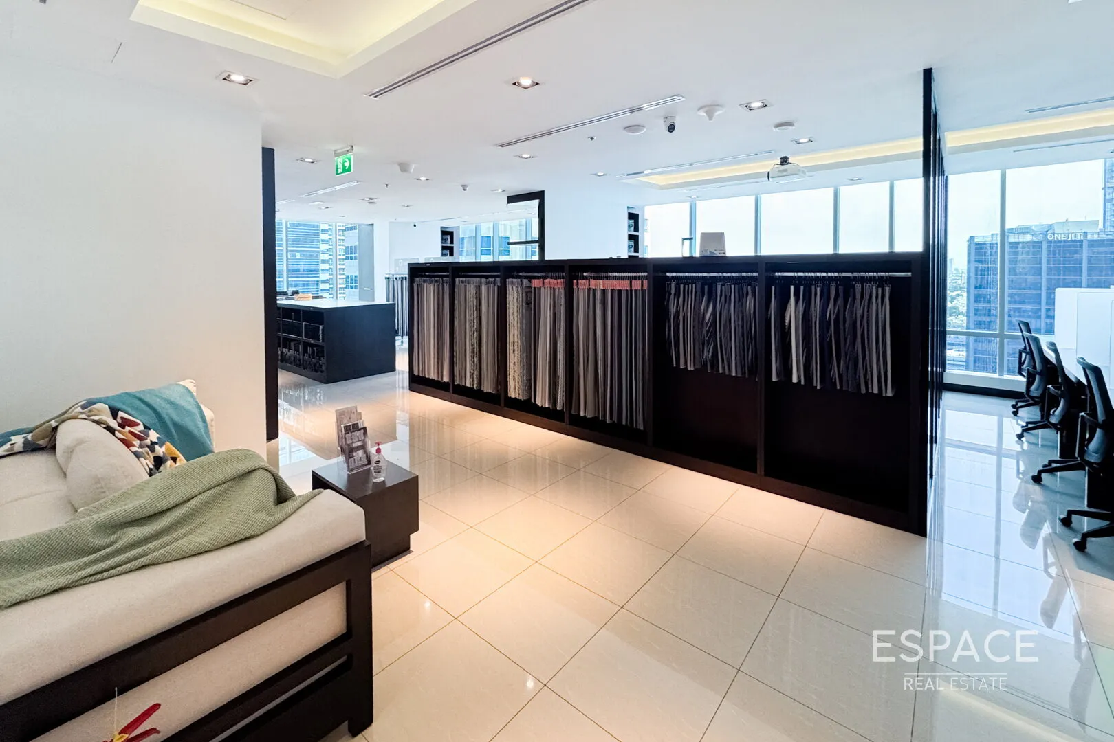 PropertiesGalleryCamera