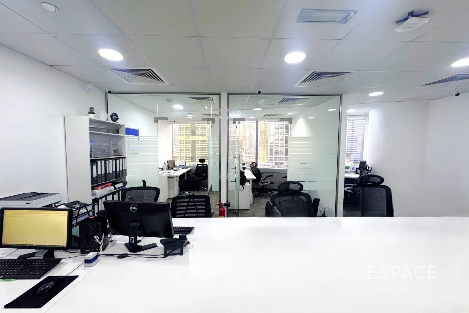 single static gallery