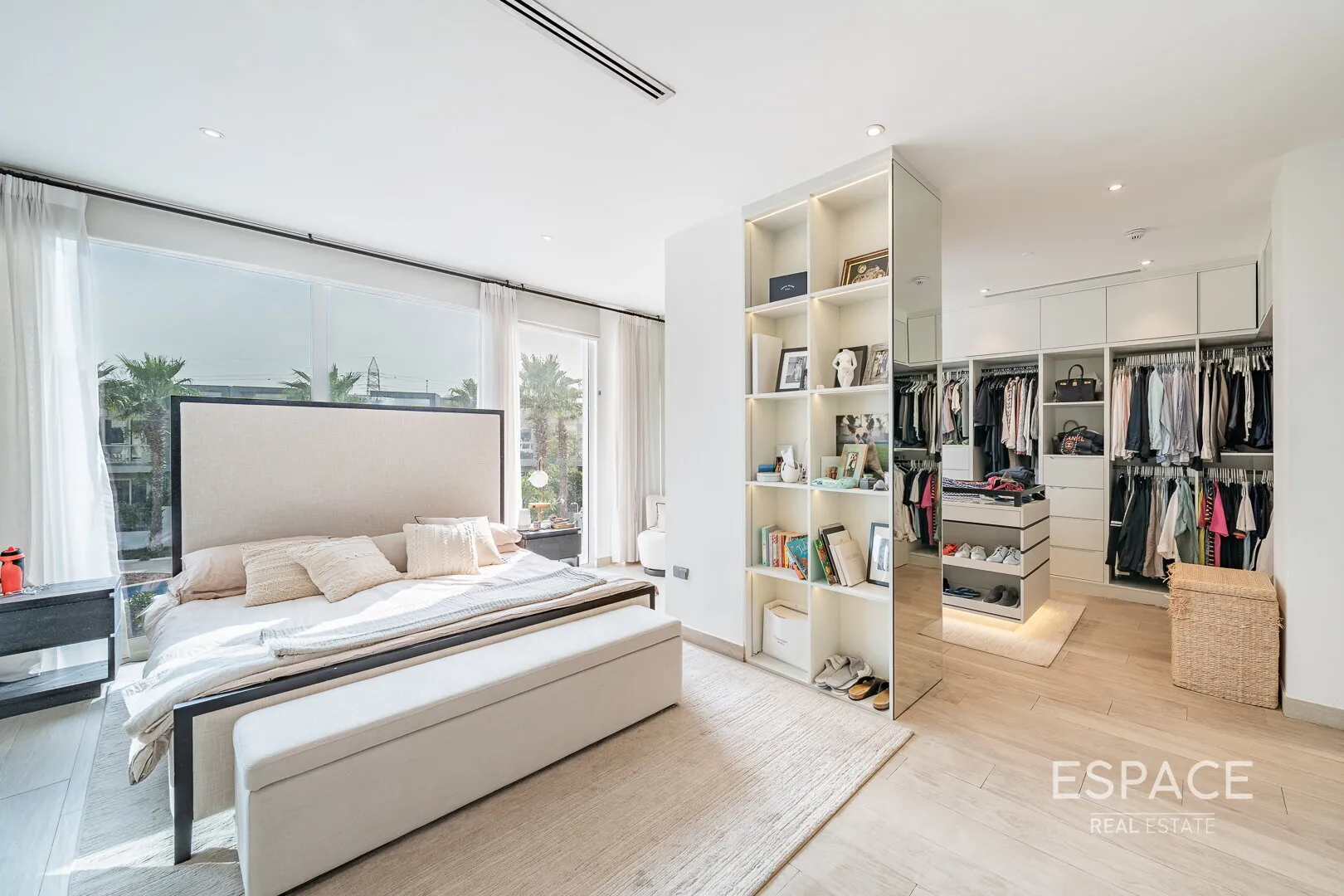 PropertiesGalleryCamera