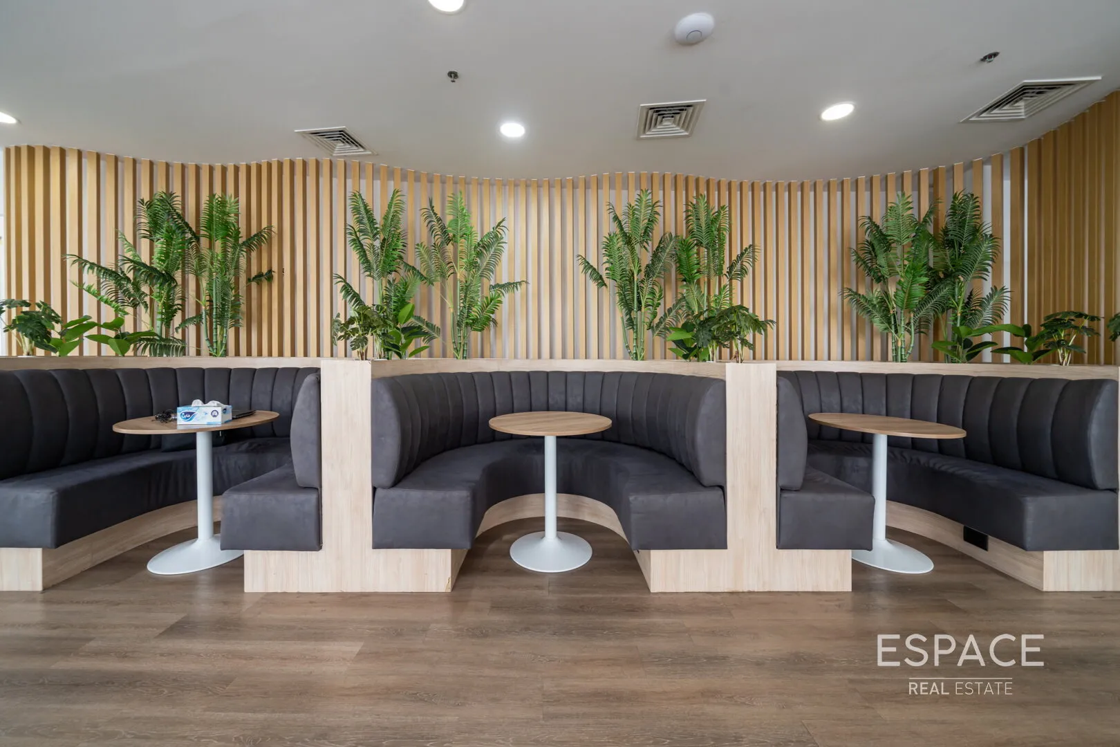 single static gallery