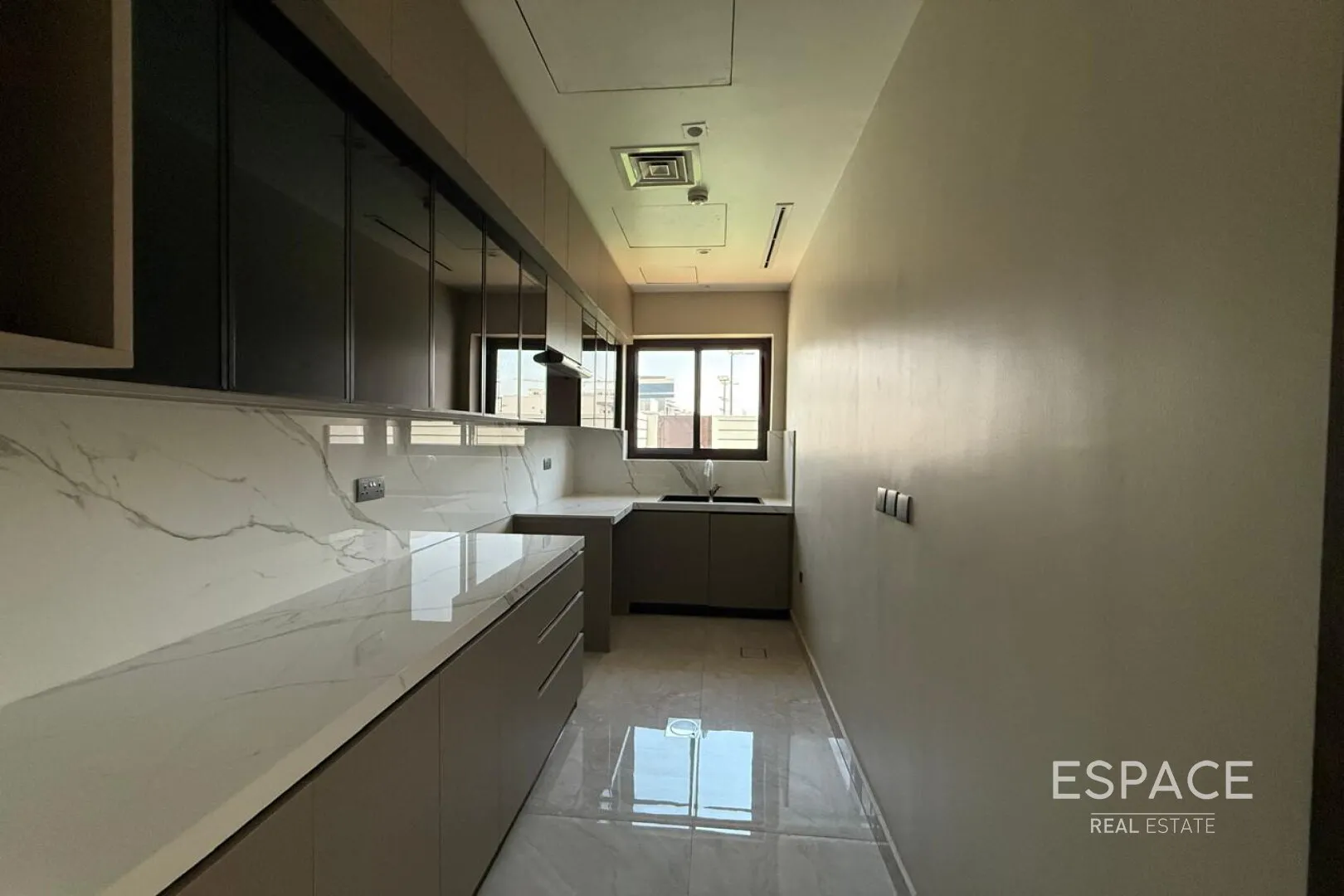 single static gallery