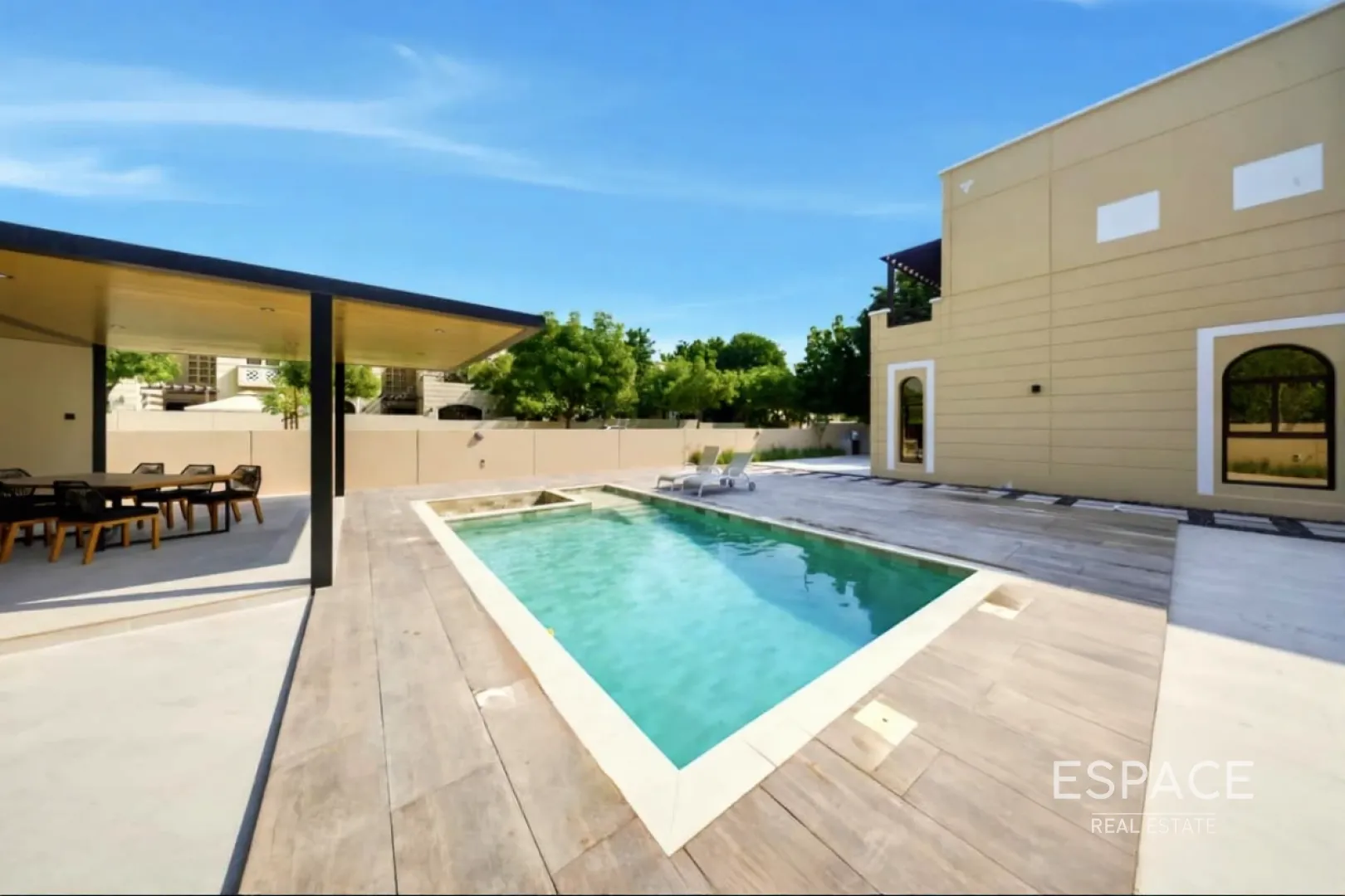 single static gallery