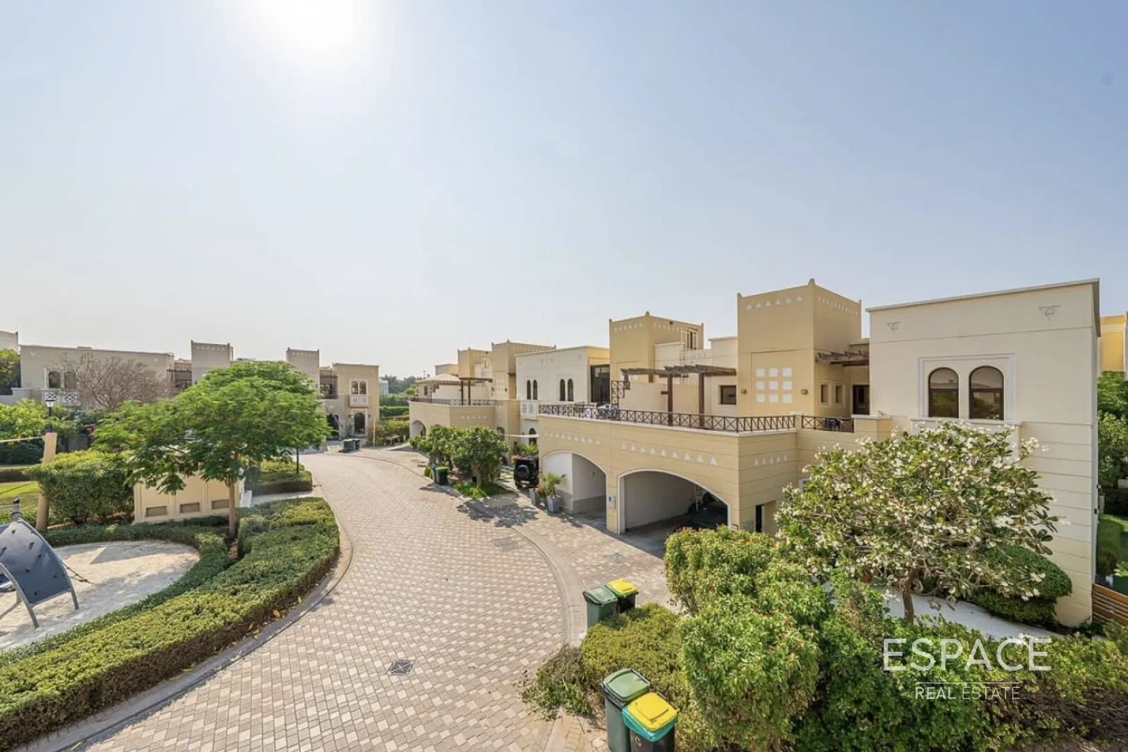 PropertiesGalleryCamera