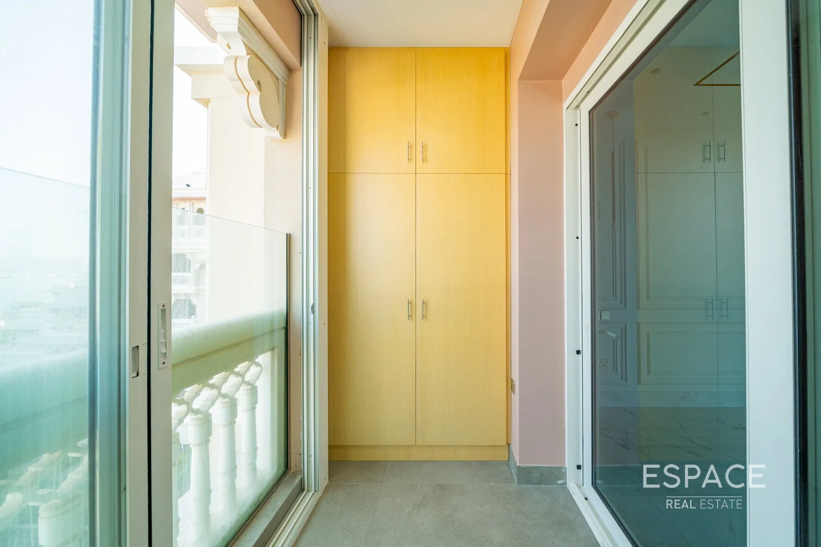 PropertiesGalleryCamera