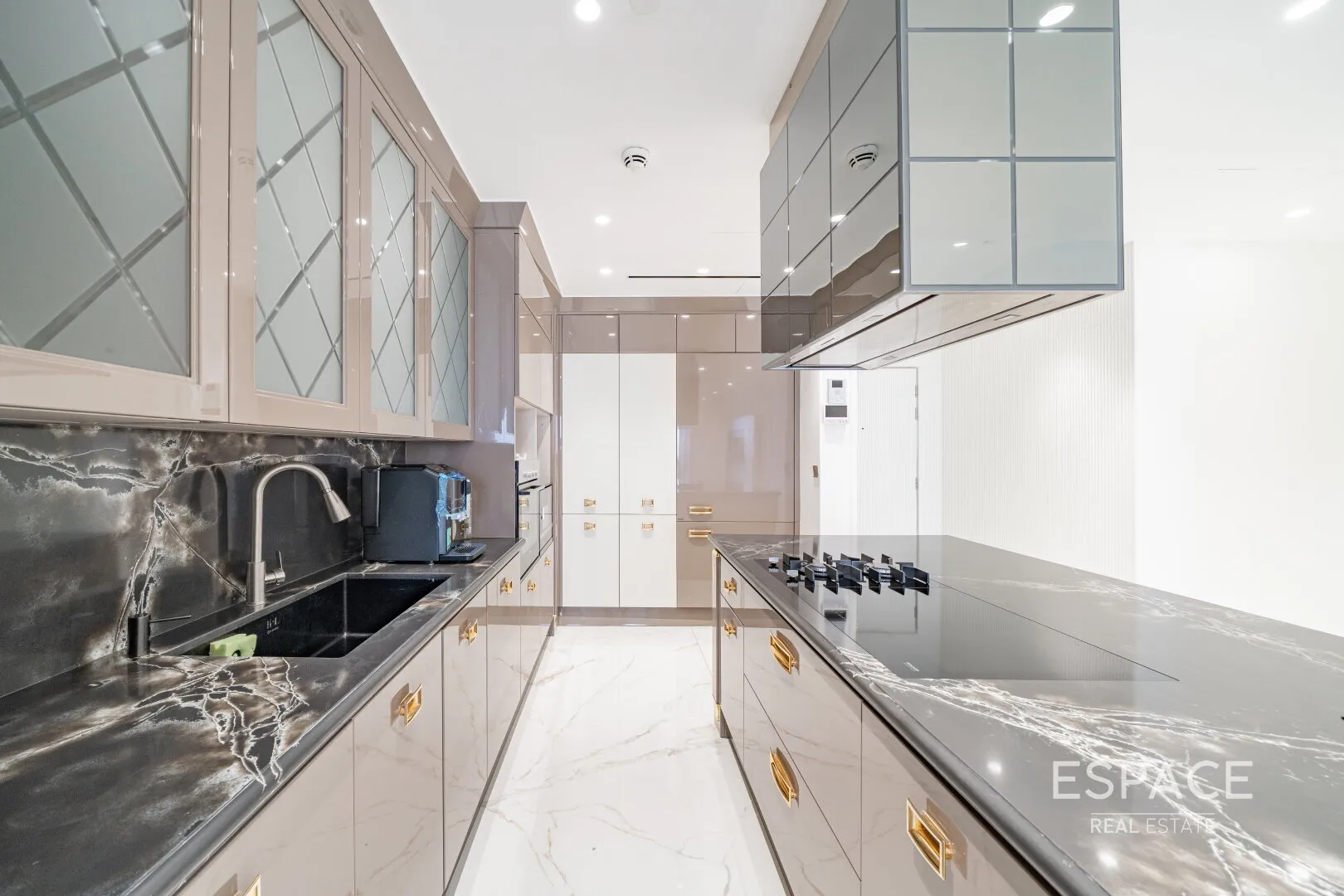 single static gallery