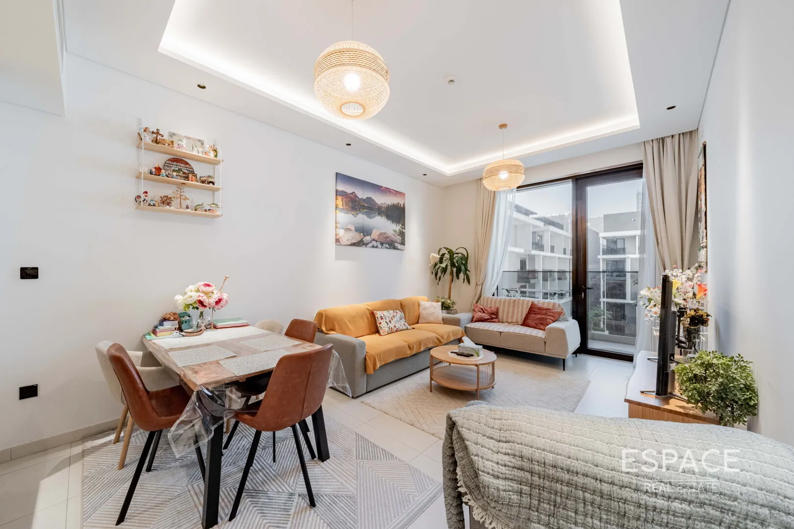 single static gallery