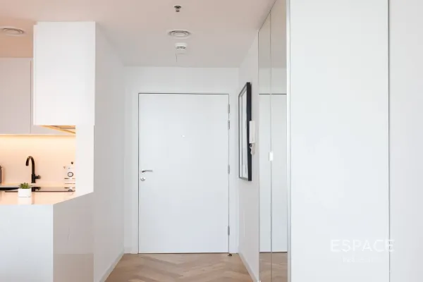 single static gallery
