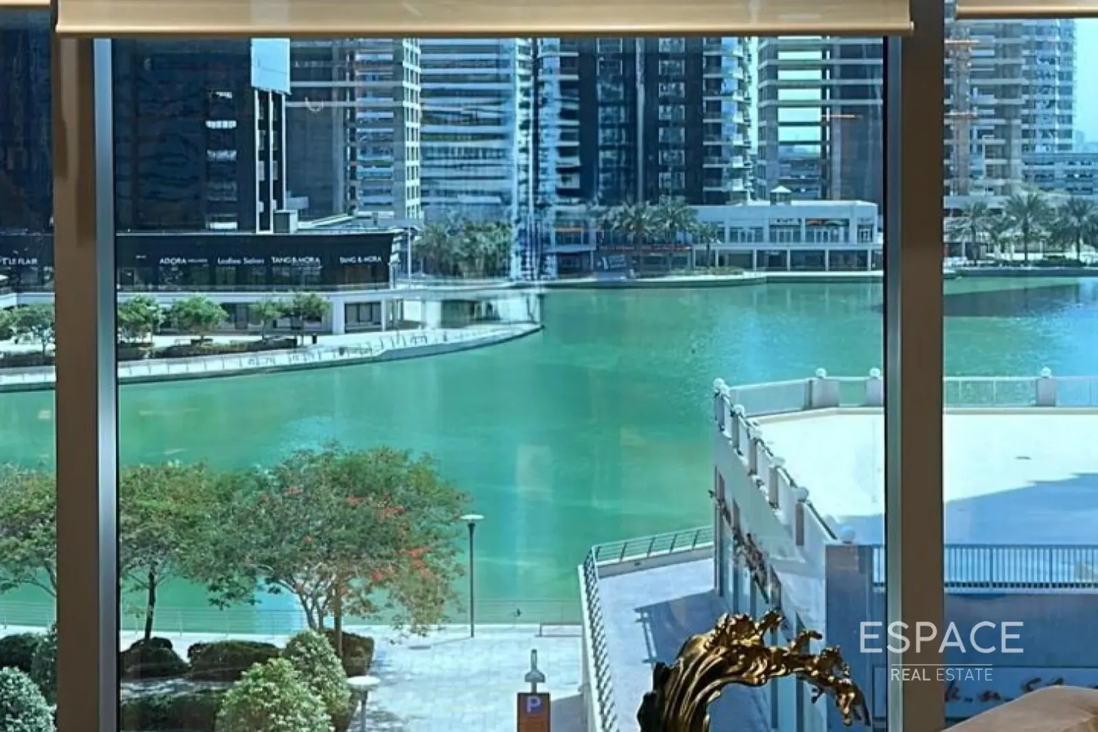 PropertiesGalleryCamera