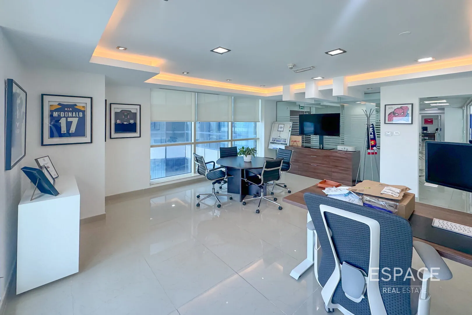 PropertiesGalleryCamera