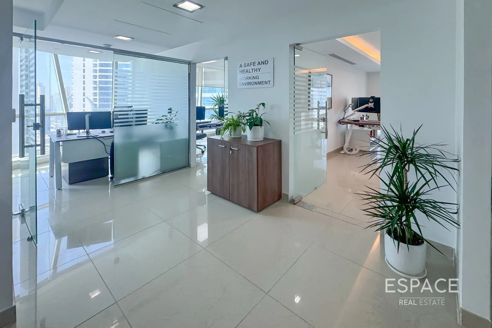 single static gallery