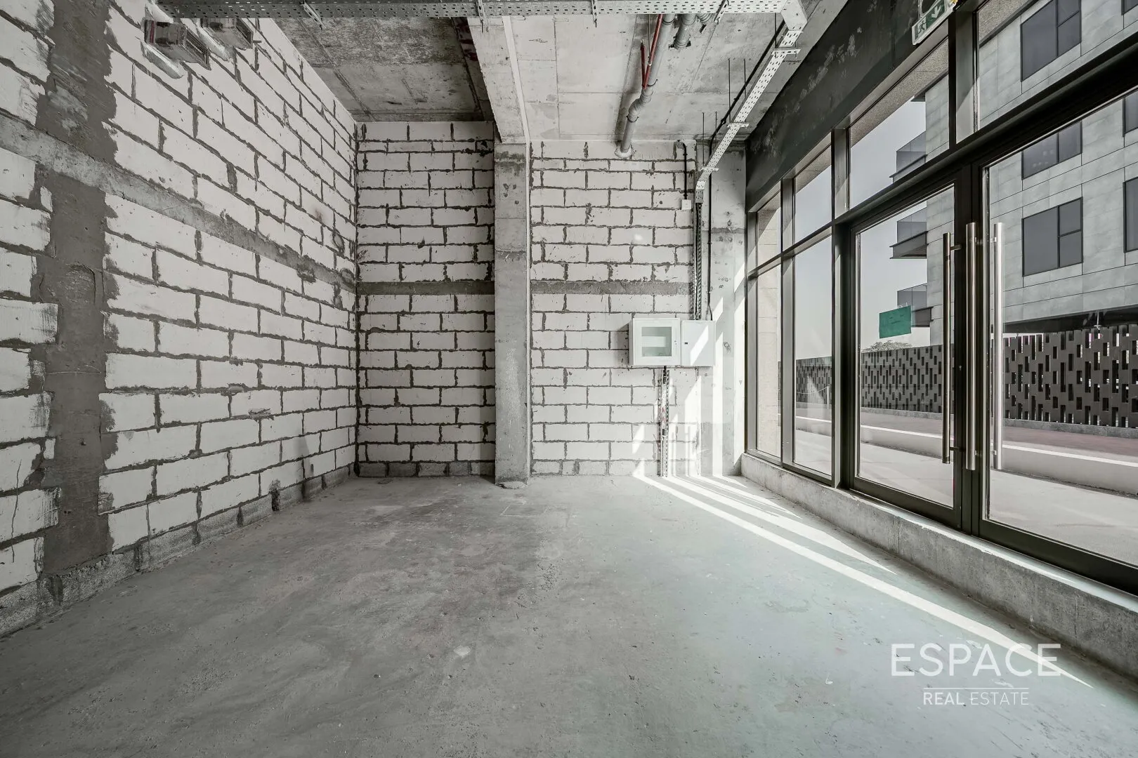 single static gallery