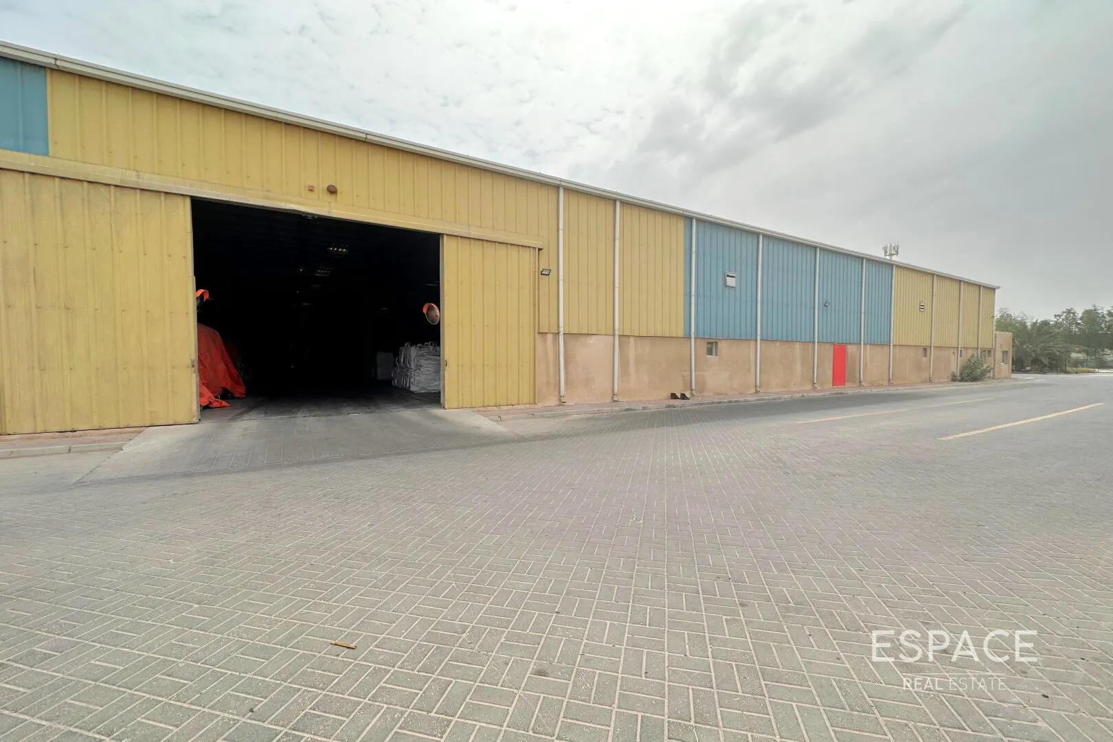 single static gallery