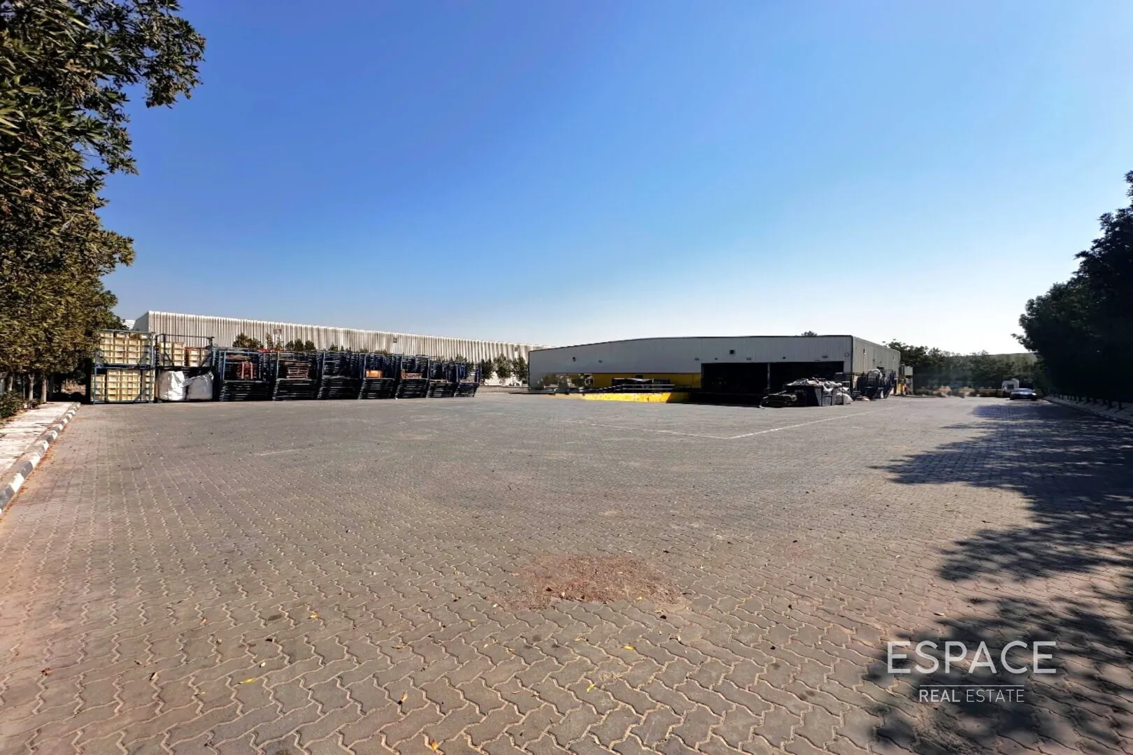 single static gallery